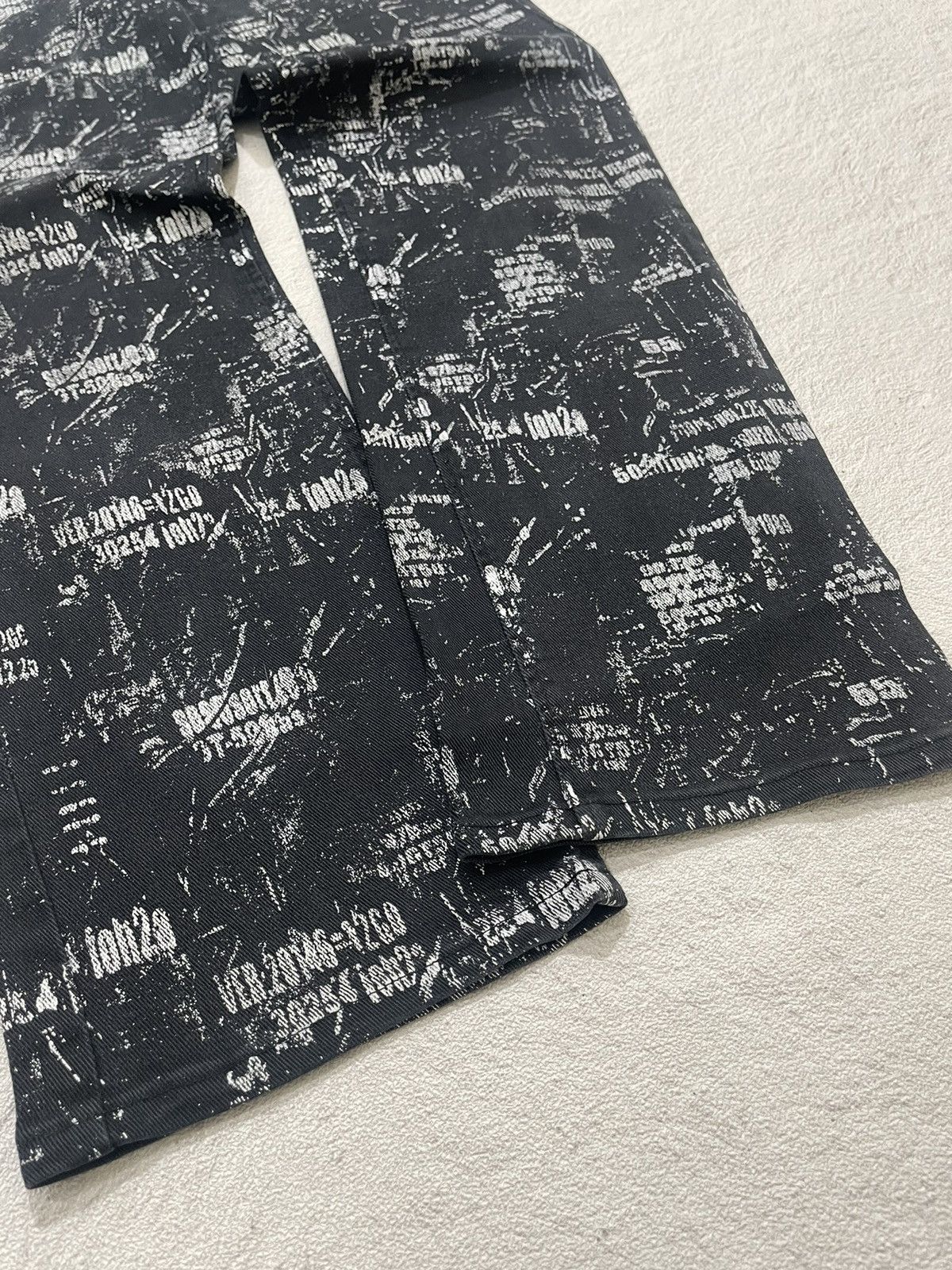 In The Attic In The Attic Full Print Word Jeans y2k Style Size US 27 - 5 Thumbnail