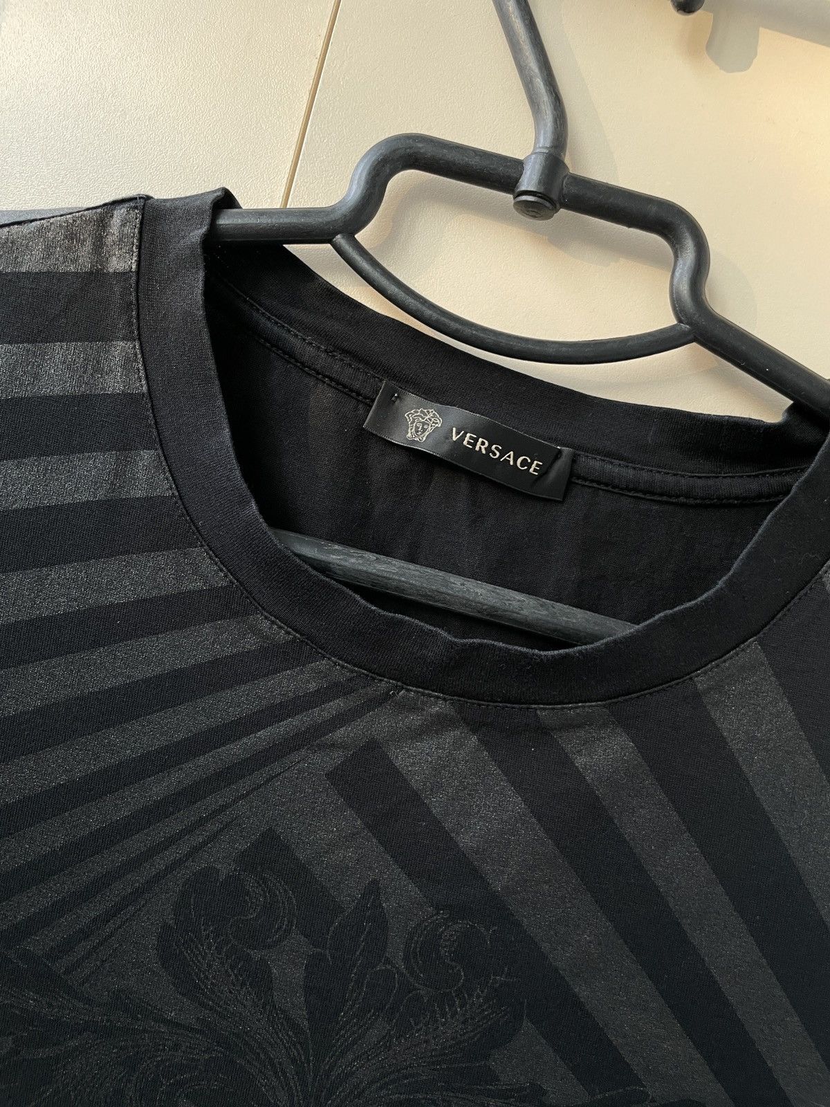 Versace Gianni Versace Black Graphic Medusa TShirt Size US M / EU 48-50 / 2 - 14 Thumbnail