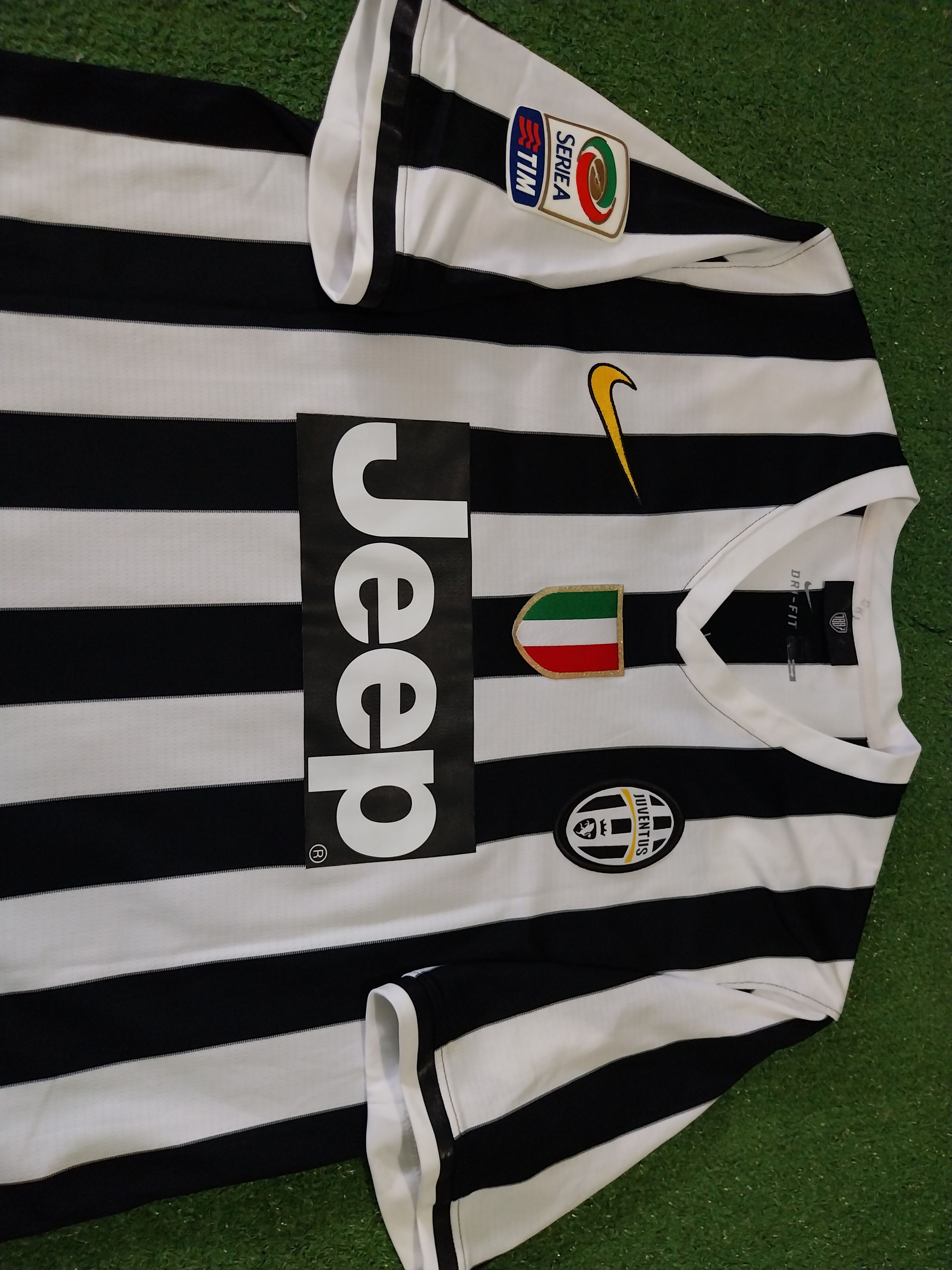 Nike Juventus home 2013/2014 andrea pirlo jersey football Size US L / EU 52-54 / 3 - 3 Thumbnail