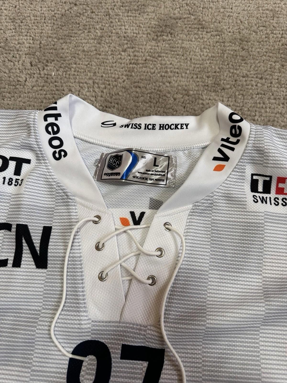 Other HC LA CHAUX DE FONDS HOCKEY SHIRT JERSEY OCHSNER #Schnegg Size US L / EU 52-54 / 3 - 5 Thumbnail