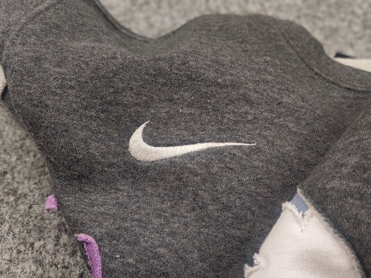 Nike Rare reworked nike skeleton Logo vintage Sweatshirt Y2K Size US L / EU 52-54 / 3 - 13 Thumbnail