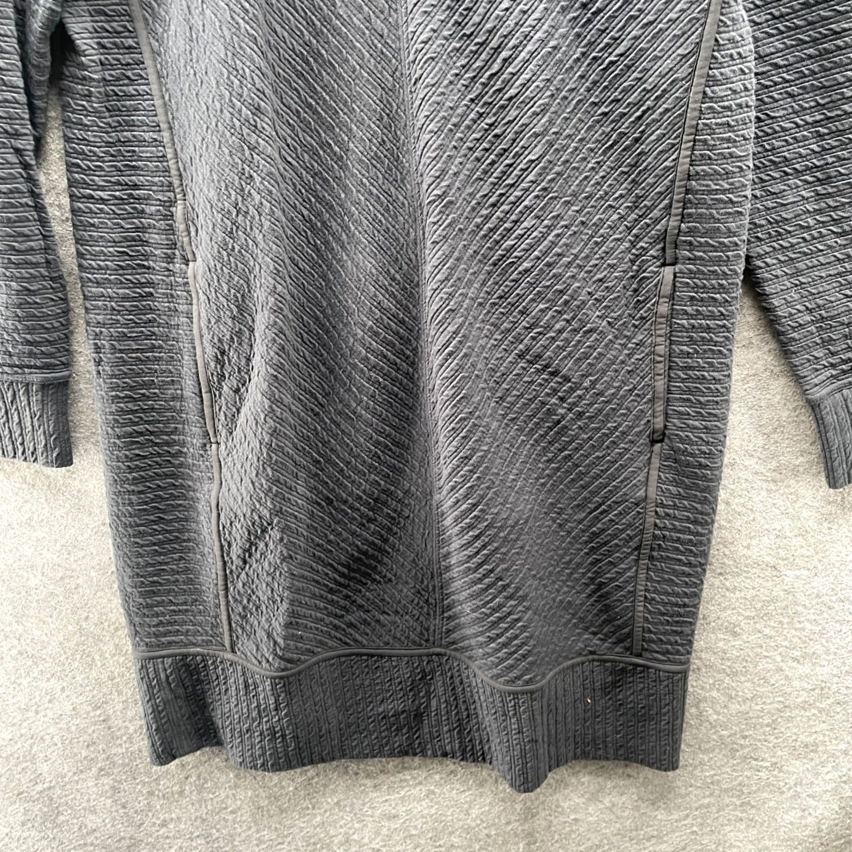 Lululemon Lululemon On Repeat Dress Womens 8 Black Textured Relaxed Long Sleeve Crewneck Knit Dress Sweater Size M / US 6-8 / IT 42-44 - 4 Thumbnail