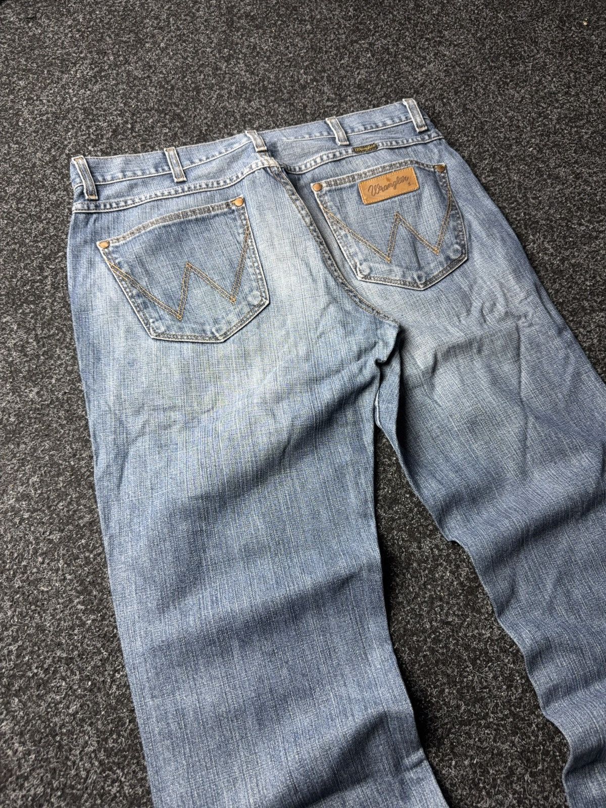 Wrangler Wrangler 90s USA Western Cowboy Vintage Light Wash Jeans Y2K Size US 35 - 13 Thumbnail