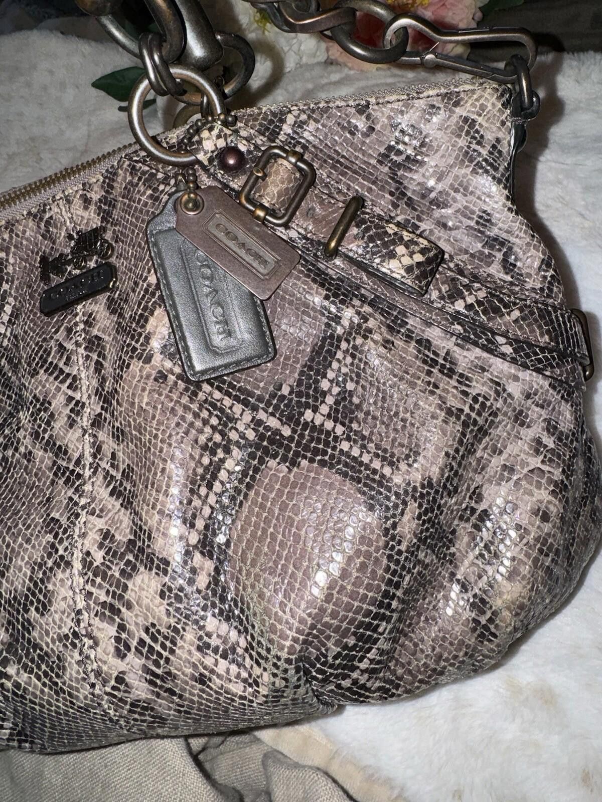 Coach Coach Snakeskin Hand Bag Purse Tote Satchel Soft Leather Size ONE SIZE - 6 Thumbnail