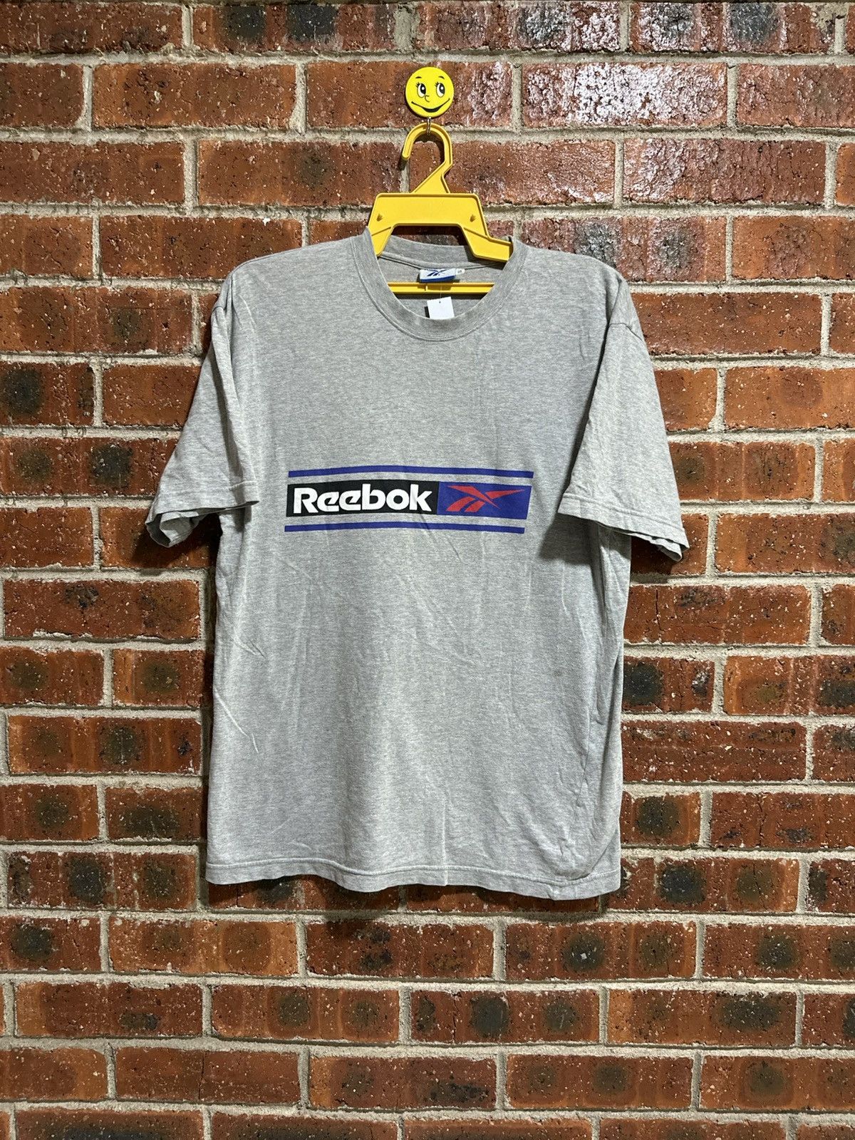 Reebok × Vintage Vintage Reebok Faded Tee Size US S / EU 44-46 / 1 - 1 Thumbnail