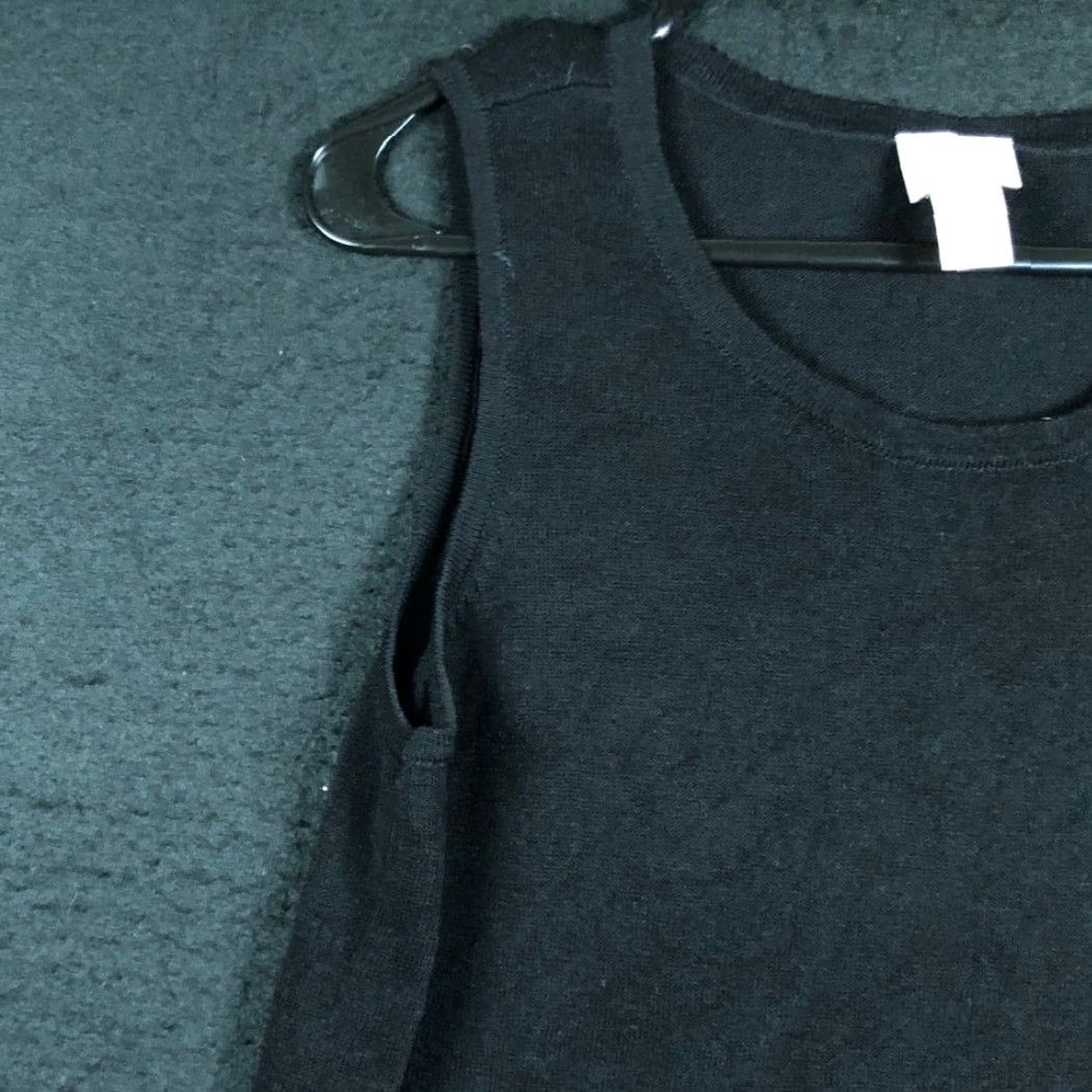 Vintage Chicos Blouse Black Sleeveless Flowy Tank Rayon Blend Stretch M Women’s Shirt Casual Workwear 1 (M) Size M / US 6-8 / IT 42-44 - 3 Thumbnail