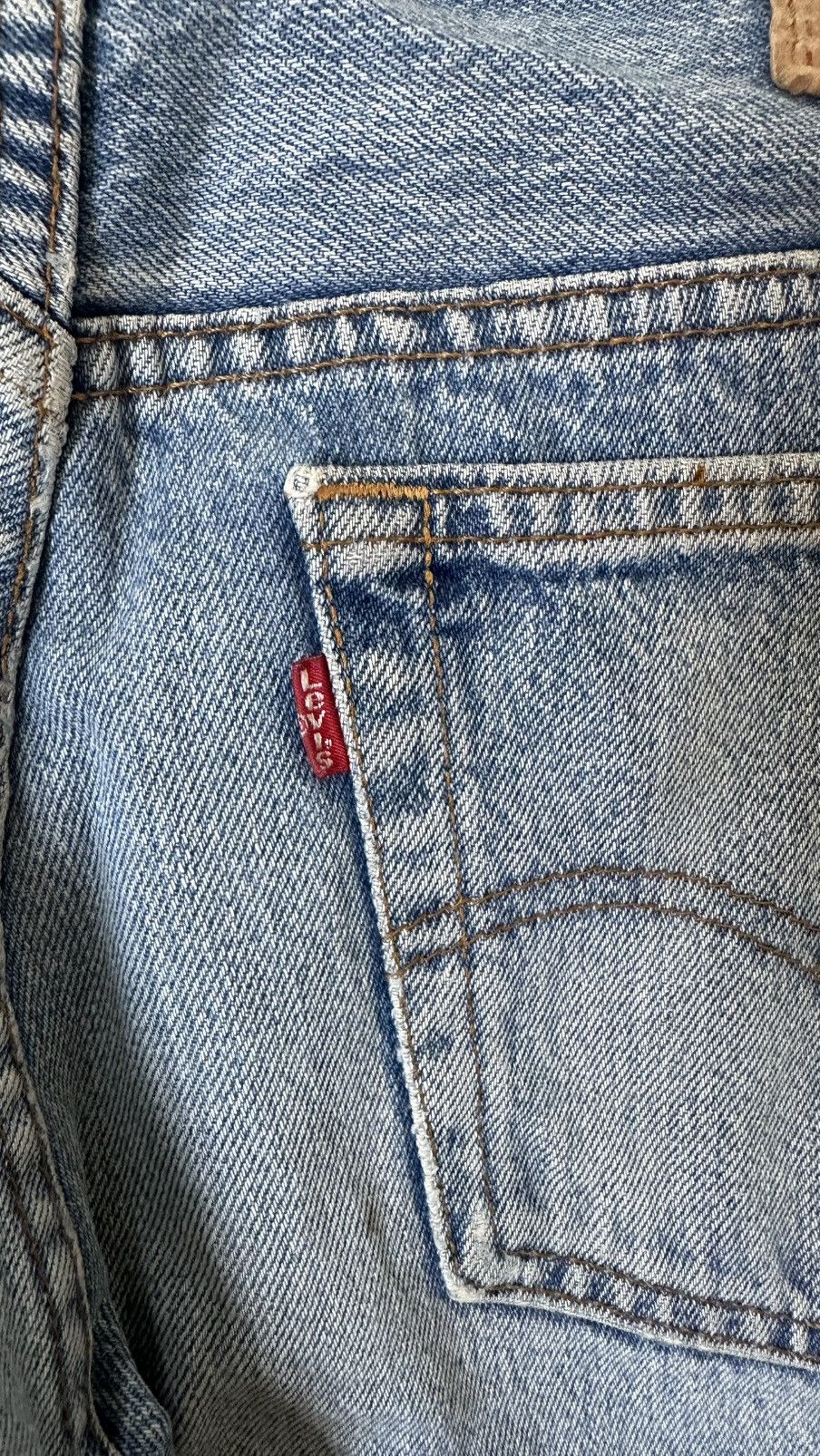 Levi's VINTAGE LEVIS 501 MADE IN USA DENIM PANT Size US 32 / EU 48 - 15 Thumbnail