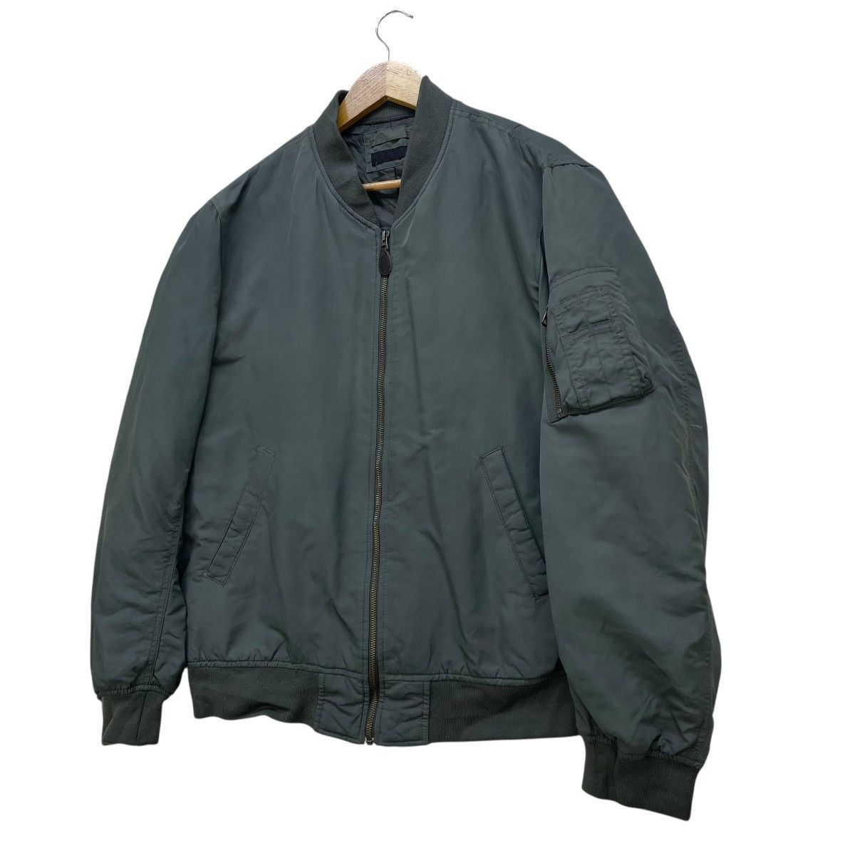 Japanese Brand 💥Japanese Brand Uniqlo Bomber Type Ma 1 Jacket Size US M / EU 48-50 / 2 - 2 Thumbnail
