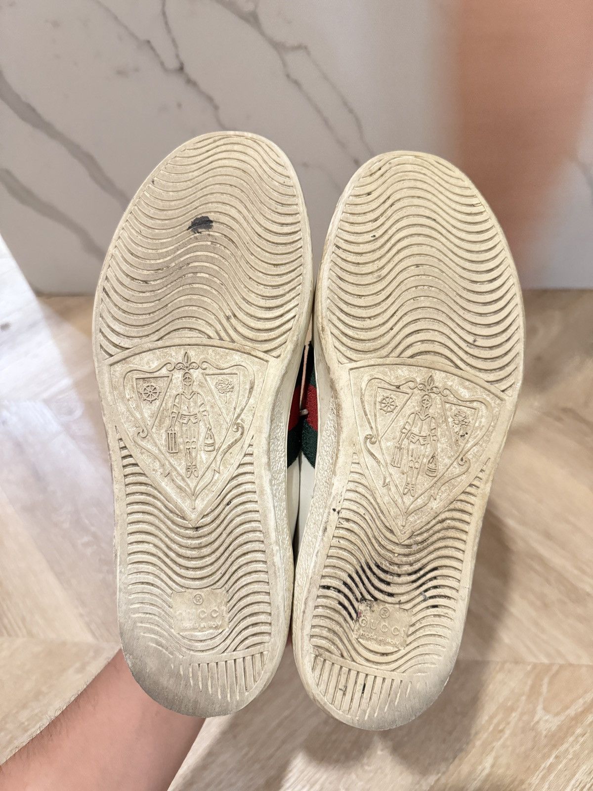 Gucci Men's Gucci Ace sneaker with Web US 7 Size US 7 / EU 40 - 4 Thumbnail