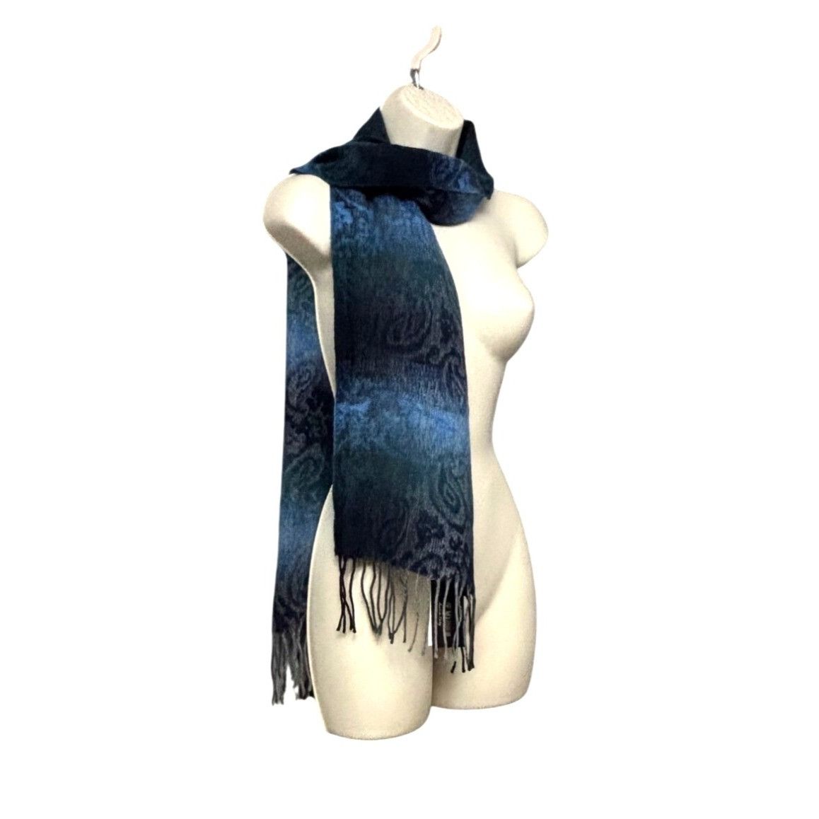 Steve Madden Steve Madden Mid Weight Ombré Paisley Scarf, 11”x 70”, Blue Size ONE SIZE - 6 Thumbnail