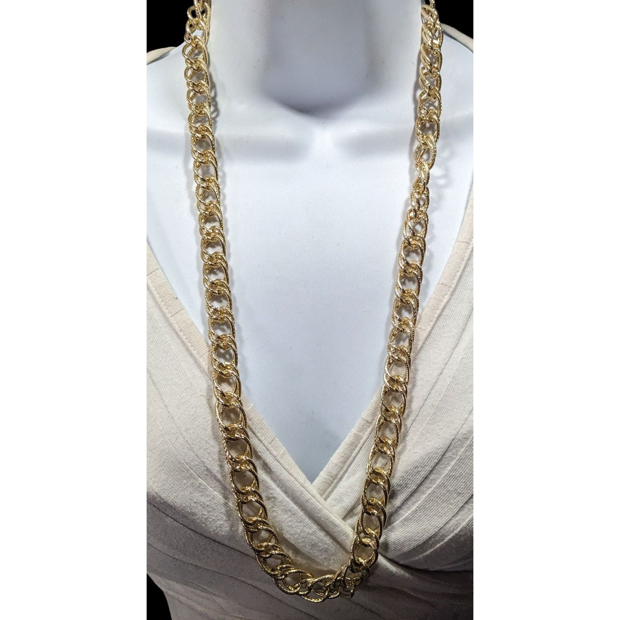 Other Lightweight Textured Gold Tone Chain Necklace Size ONE SIZE - 2 Thumbnail