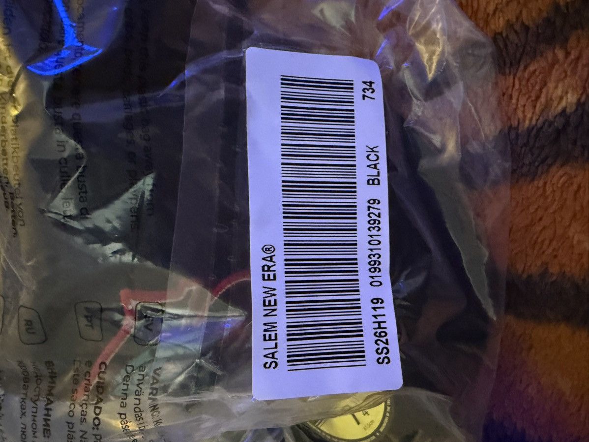 Supreme Supreme Salem New Era Black Hat Size ONE SIZE - 1 Thumbnail