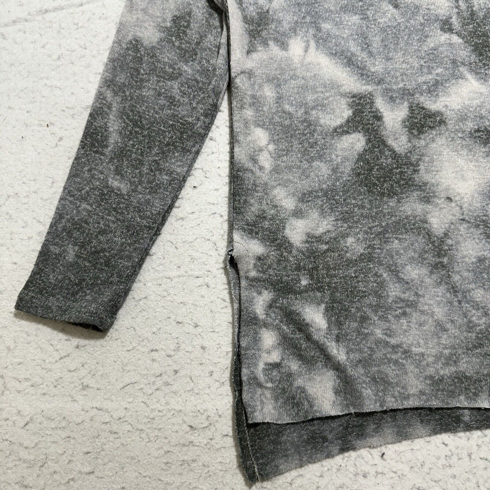 American Eagle Outfitters American Eagle Soft & Sexy Plush Small Sweatshirt Soft Gray Size S / US 4 / IT 40 - 6 Thumbnail