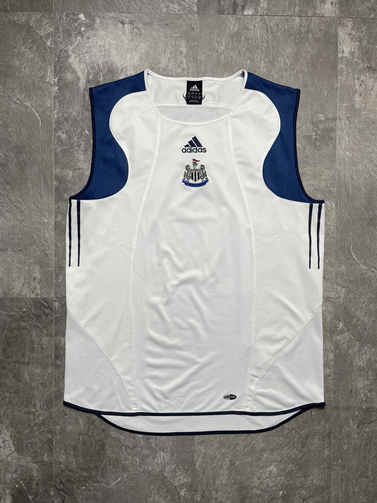 Adidas Adidas Newcastle United 2004 2005 Training Tank Top Vintage Size US L / EU 52-54 / 3 - 1 Thumbnail