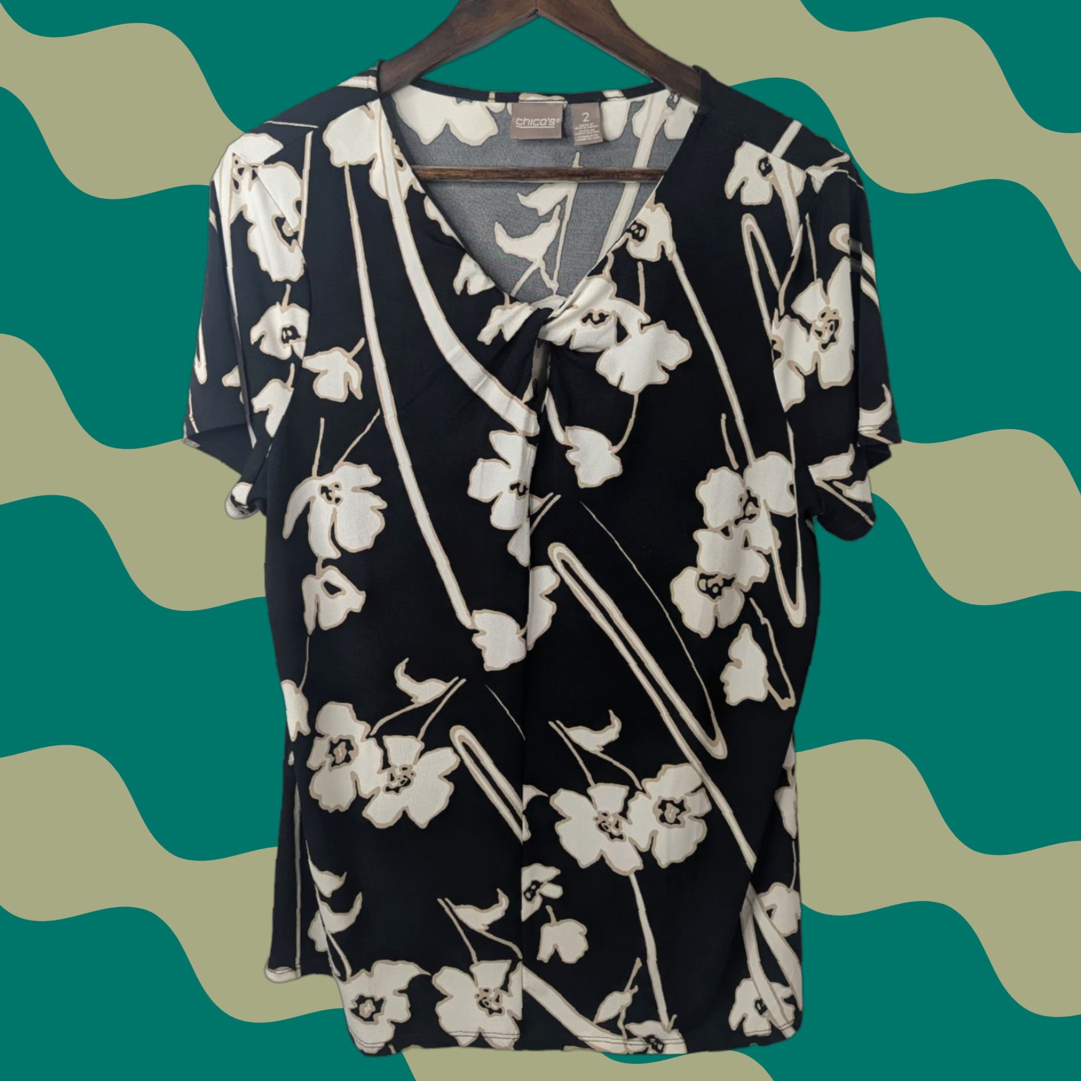 Vintage Chico's Black Floral Top Shirt Women's L Knotted Neck Accent Stretch Casual T-Shirt Size L / US 10 / IT 46 - 1 Thumbnail