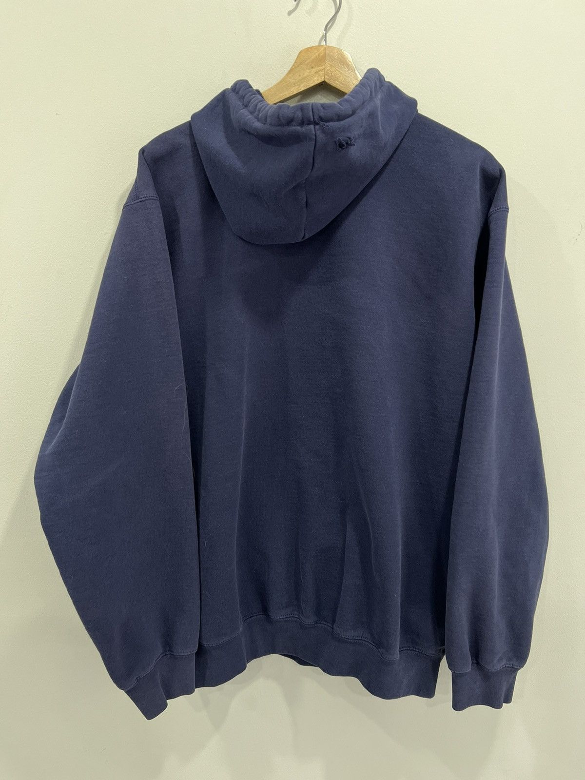 Carhartt Vintage Carhartt Hoodie Sweater Pullover Size US L / EU 52-54 / 3 - 3 Thumbnail