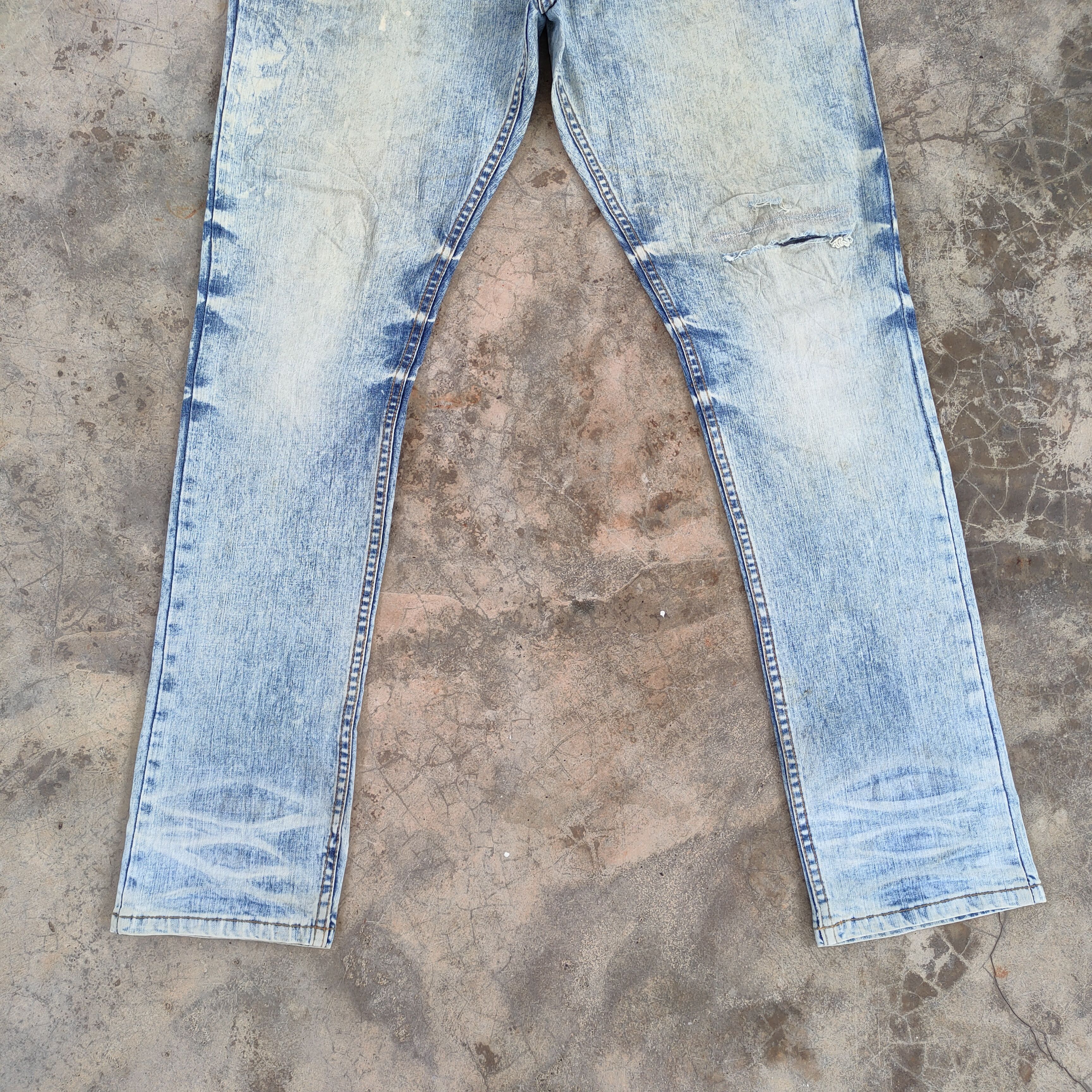 Japanese Brand × Vintage W33 VINTAGE JAPANESE FADED DISTRESSED JEANS PANTS Size US 33 - 4 Thumbnail