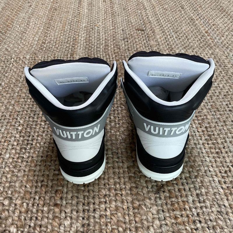 Louis Vuitton Louis Vuitton Classic Trainer High-Top Sneakers -2508 Size US 10.5 / EU 43-44 - 3 Thumbnail