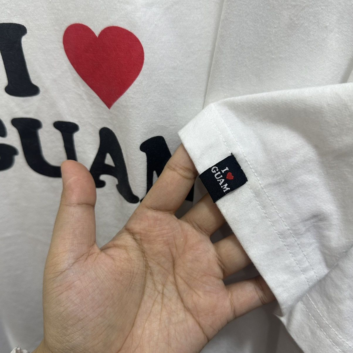 Vintage Vintage I Love Guam Tshirt Size US L / EU 52-54 / 3 - 4 Thumbnail