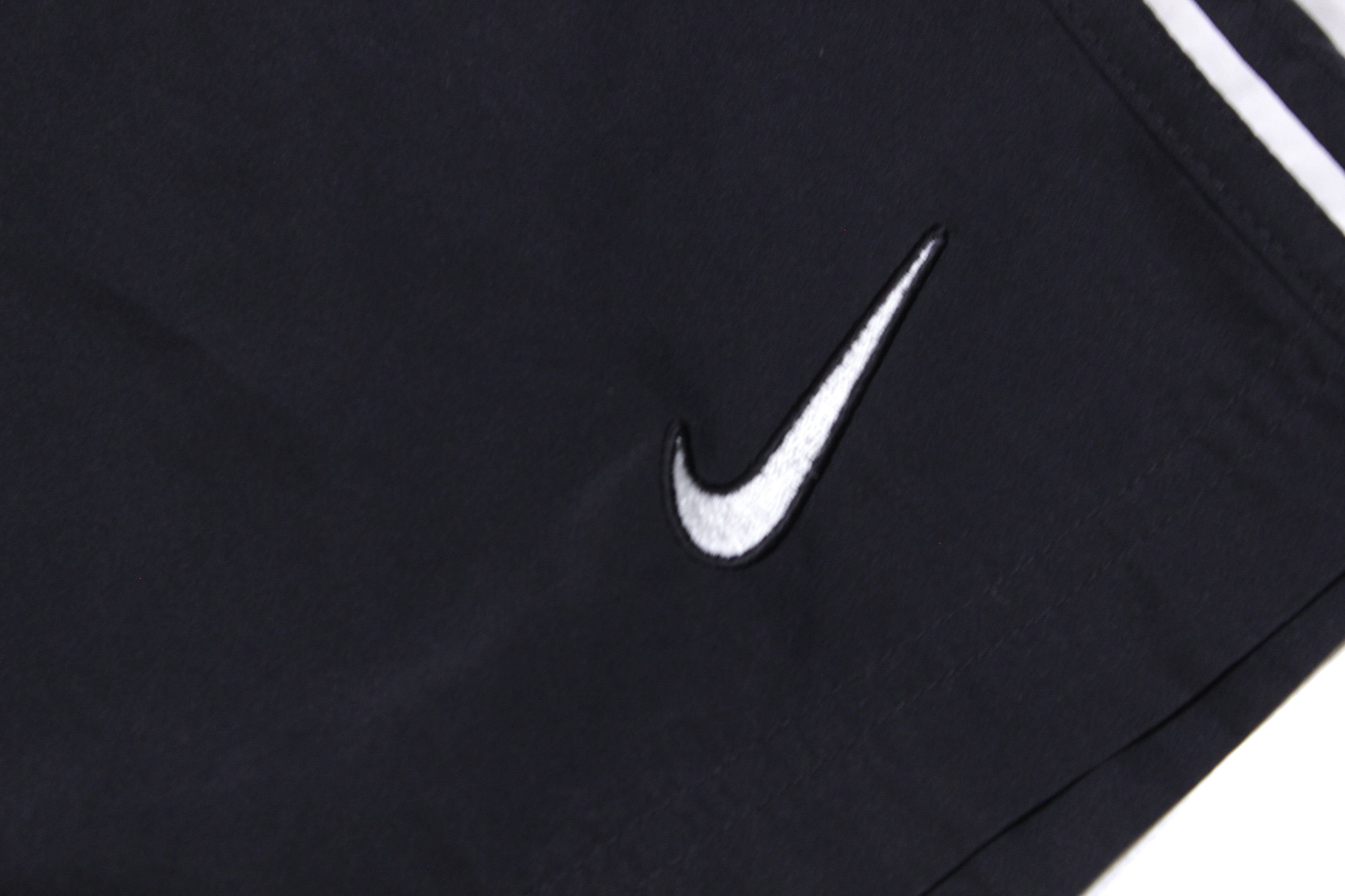 Nike 90S Team Swoosh Logo Sport Shorts Size US 38 / EU 54 - 4 Thumbnail