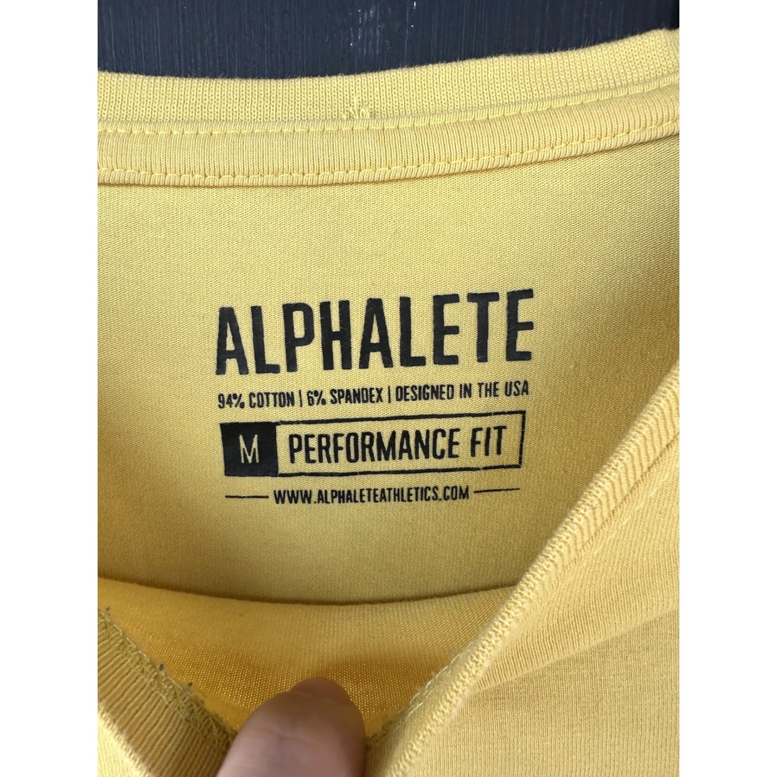 Vintage VINTAGE Alphalete T-Shirt Men M Yellow Short Sleeve Crew Neck Back Barcode Graphic Medium Mens Size US M / EU 48-50 / 2 - 3 Thumbnail