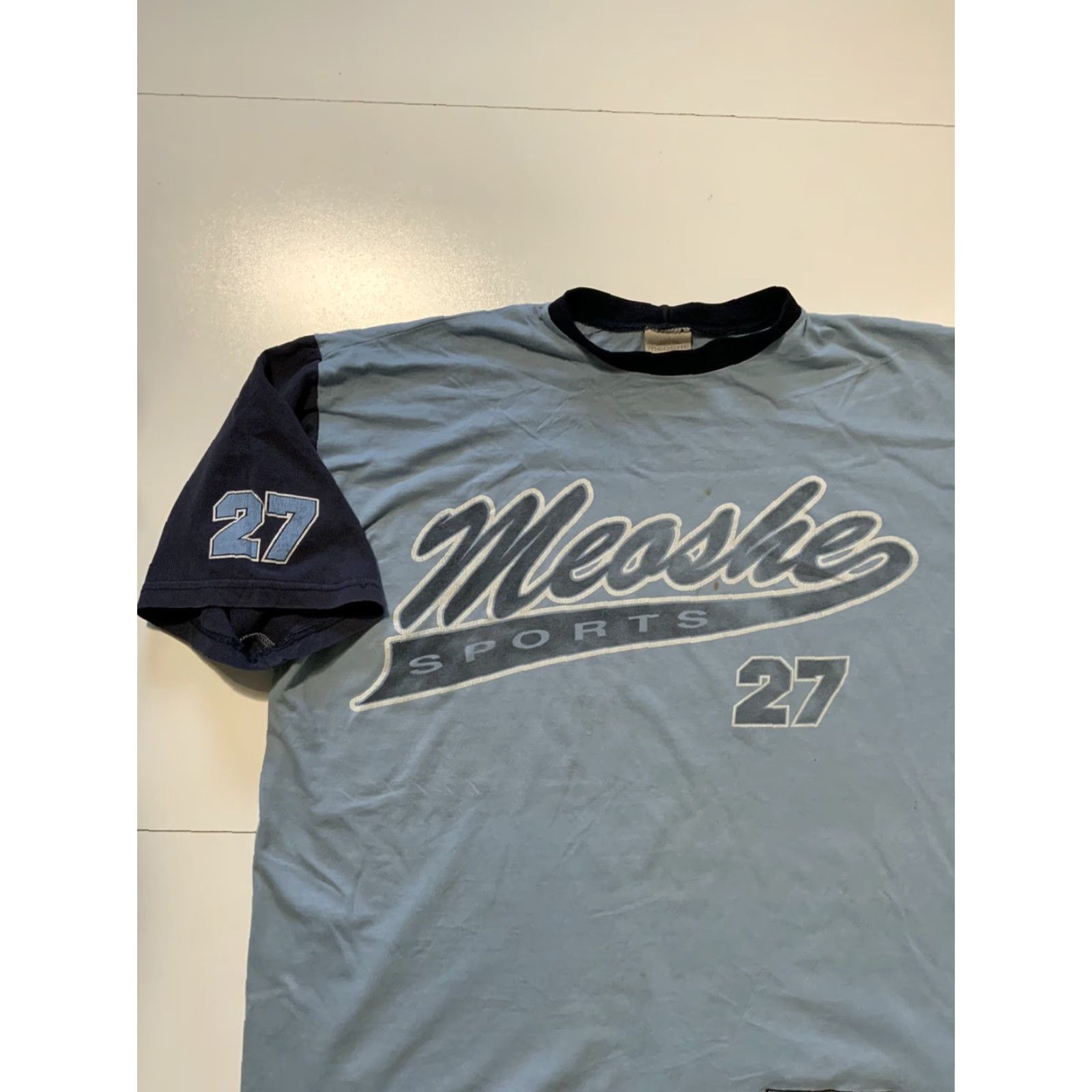Vintage VINTAGE Meoshe Sports 27 Blue Signature Hip Hop Classic T-Shirt XL Men Blue Hip Hop T-Shirt Mens XL Vintage 90s Size US XL / EU 56 / 4 - 3 Thumbnail
