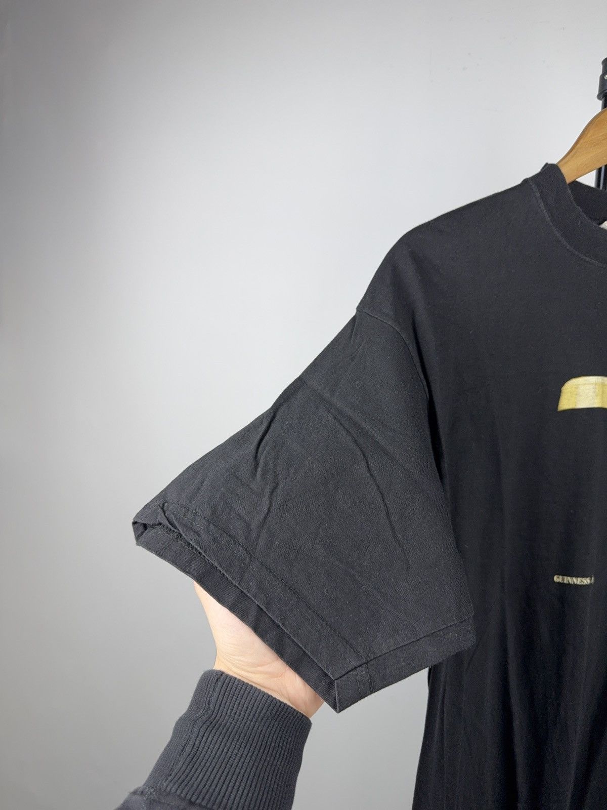 Vintage 90s Vintage Guinness By Night Beer Promo Graphic T Shirt Size US L / EU 52-54 / 3 - 5 Thumbnail