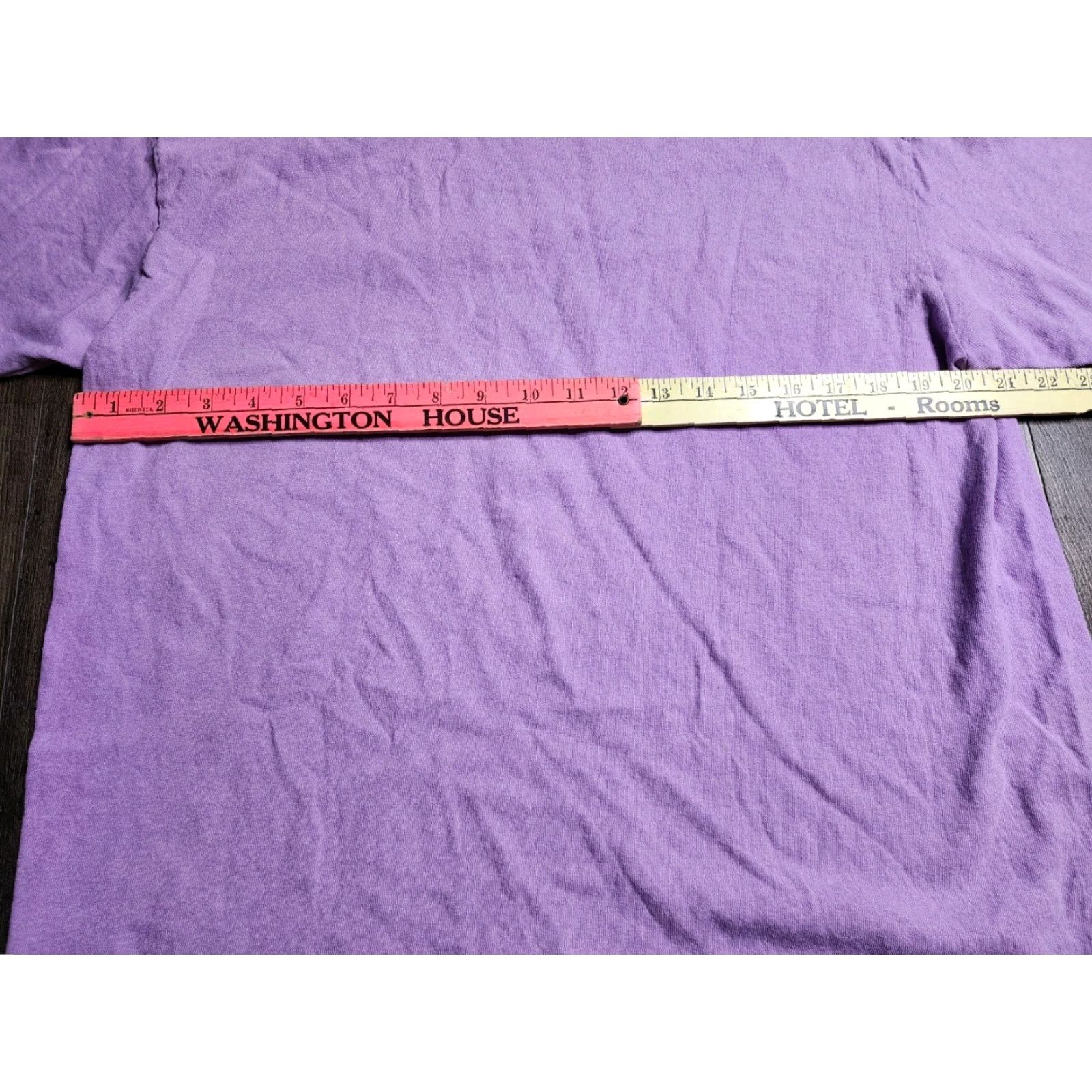 Gildan DC Comics Catwoman T-Shirt - Graphic Tee - Purple - Adult XL - Gildan - Short Sleeve Crew Neck - Mens Size US XL / EU 56 / 4 - 3 Thumbnail