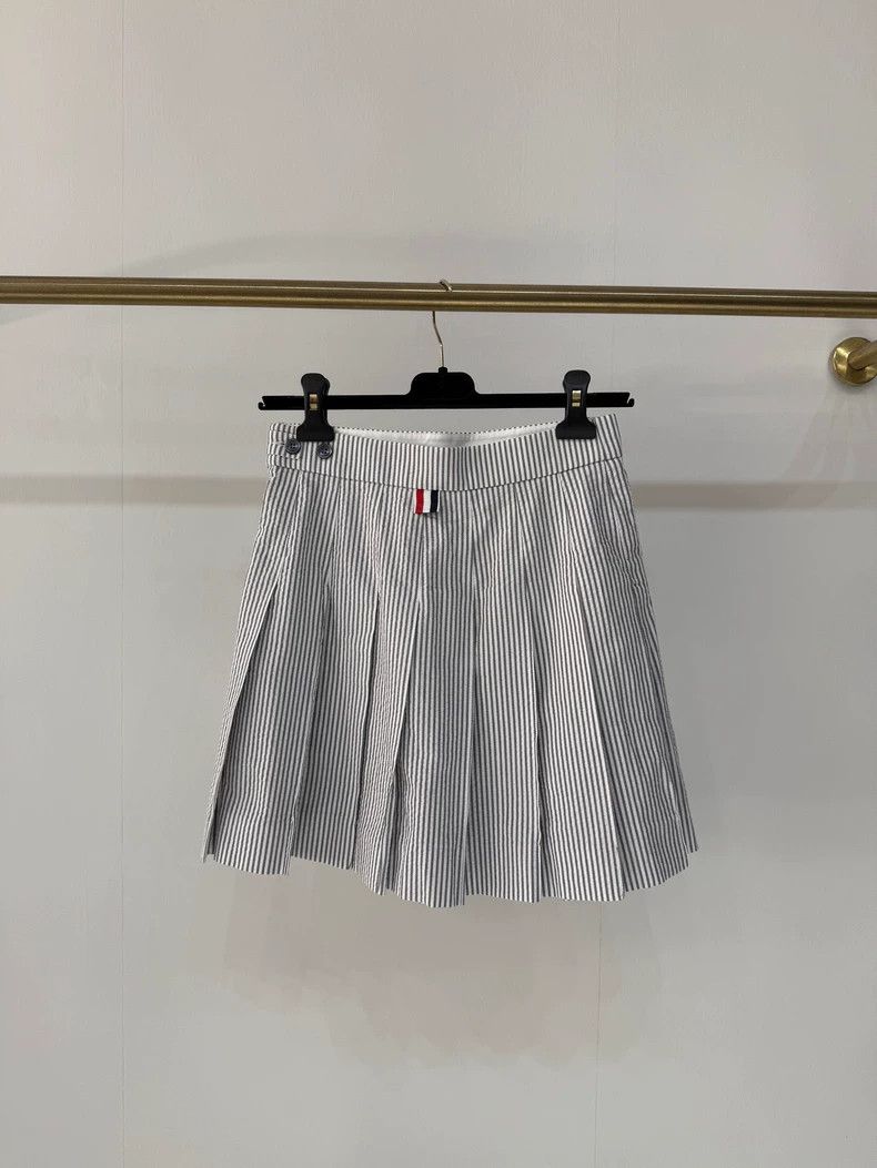 Thom Browne Thom Browne Striped Pleated Skirt-dmc Size US 38 / EU 54 - 1 Thumbnail