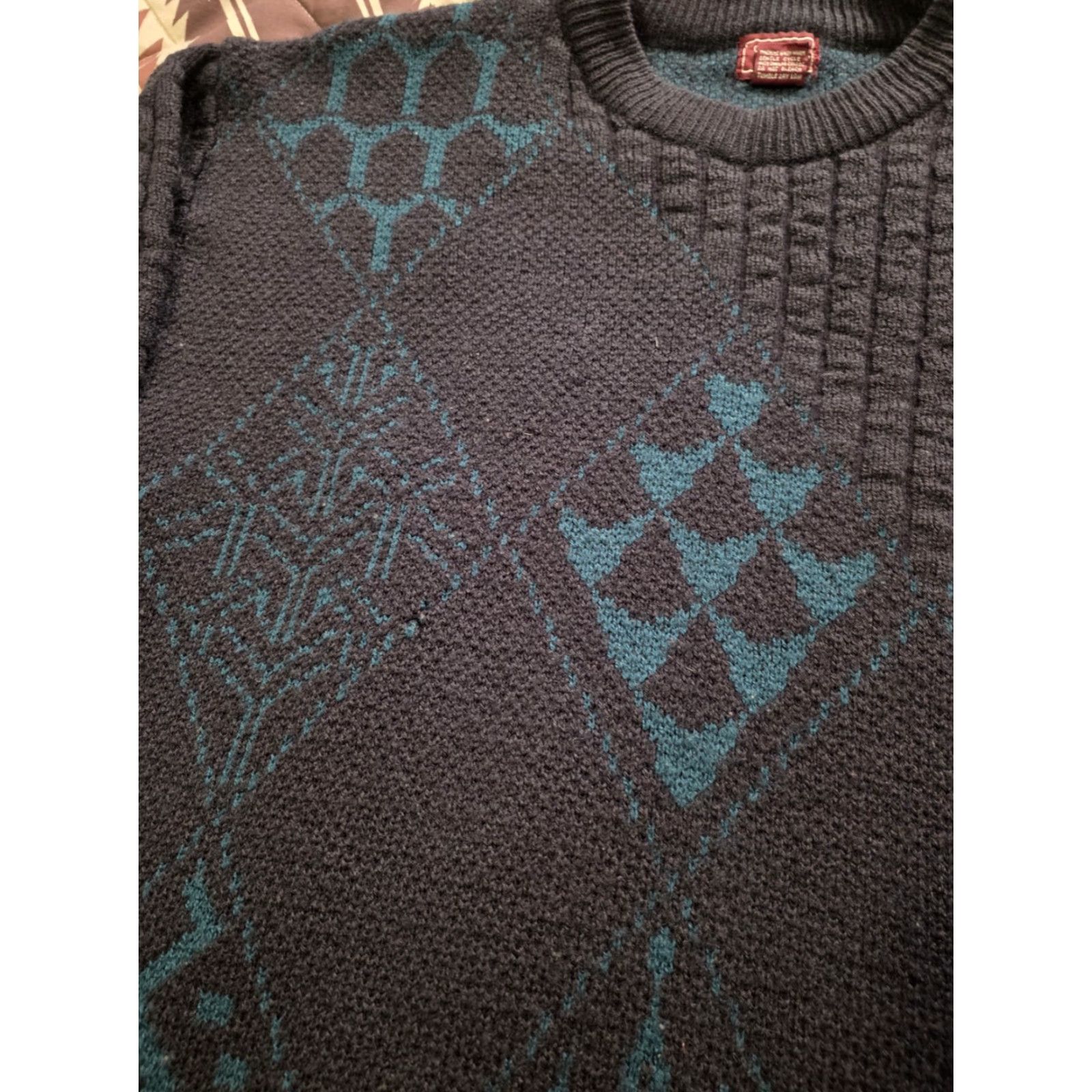Vintage VINTAGE Cambridge Classics Waffle Knit Crewneck Sweater Medium Mens Blue Wool/Acrylic Geometric 90s Dad Classic Pullover Crew Neck Shoes? Size US M / EU 48-50 / 2 - 4 Thumbnail