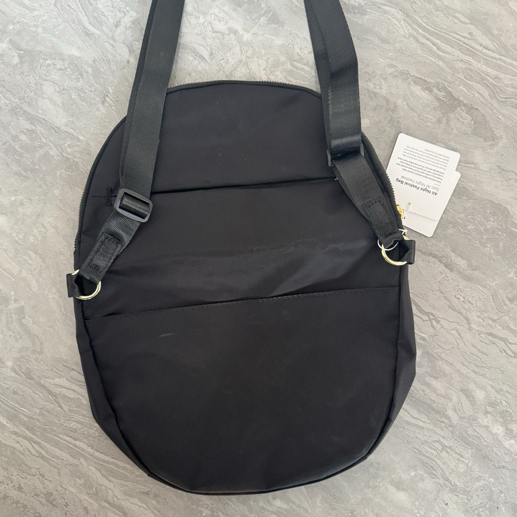 J Brand Lululemon All Night Festival Bag 5L BLACK/GOLD Size ONE SIZE - 3 Thumbnail