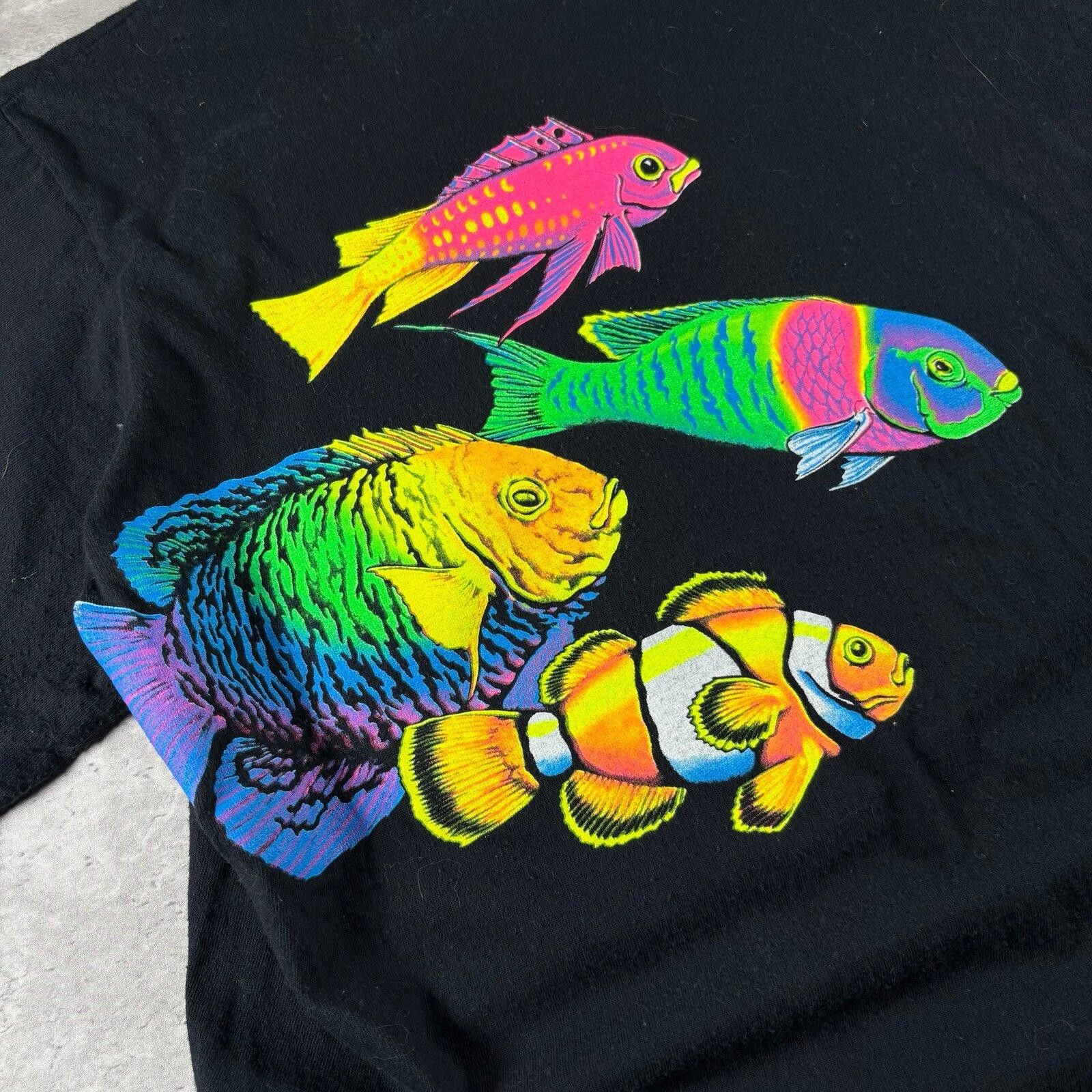 Other Vintage ocean fish wildlife T-shirt Size US XL / EU 56 / 4 - 3 Thumbnail