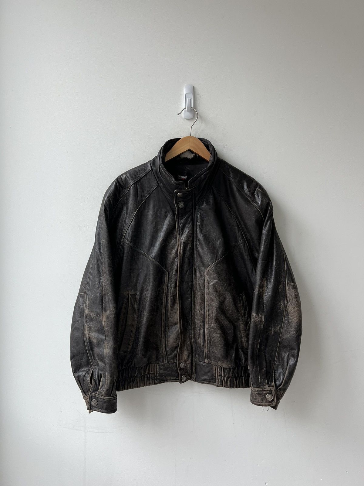 Vintage VINTAGE BOXY SUN FADED LEATHER WILSON Grailed