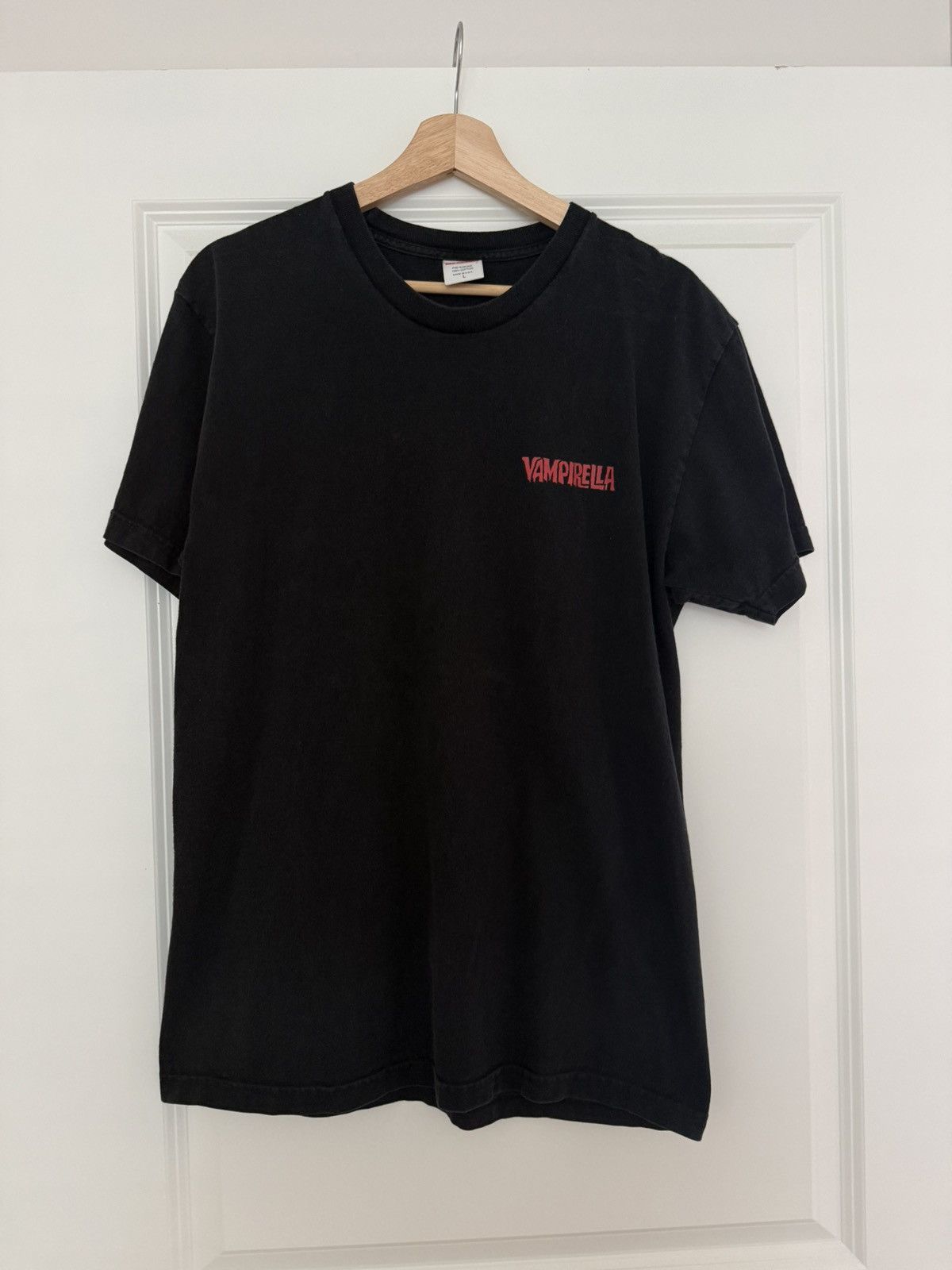 Supreme SUPREME VAMPIRELLA CARD TEE SIZE LARGE Size US L / EU 52-54 / 3 - 4 Thumbnail