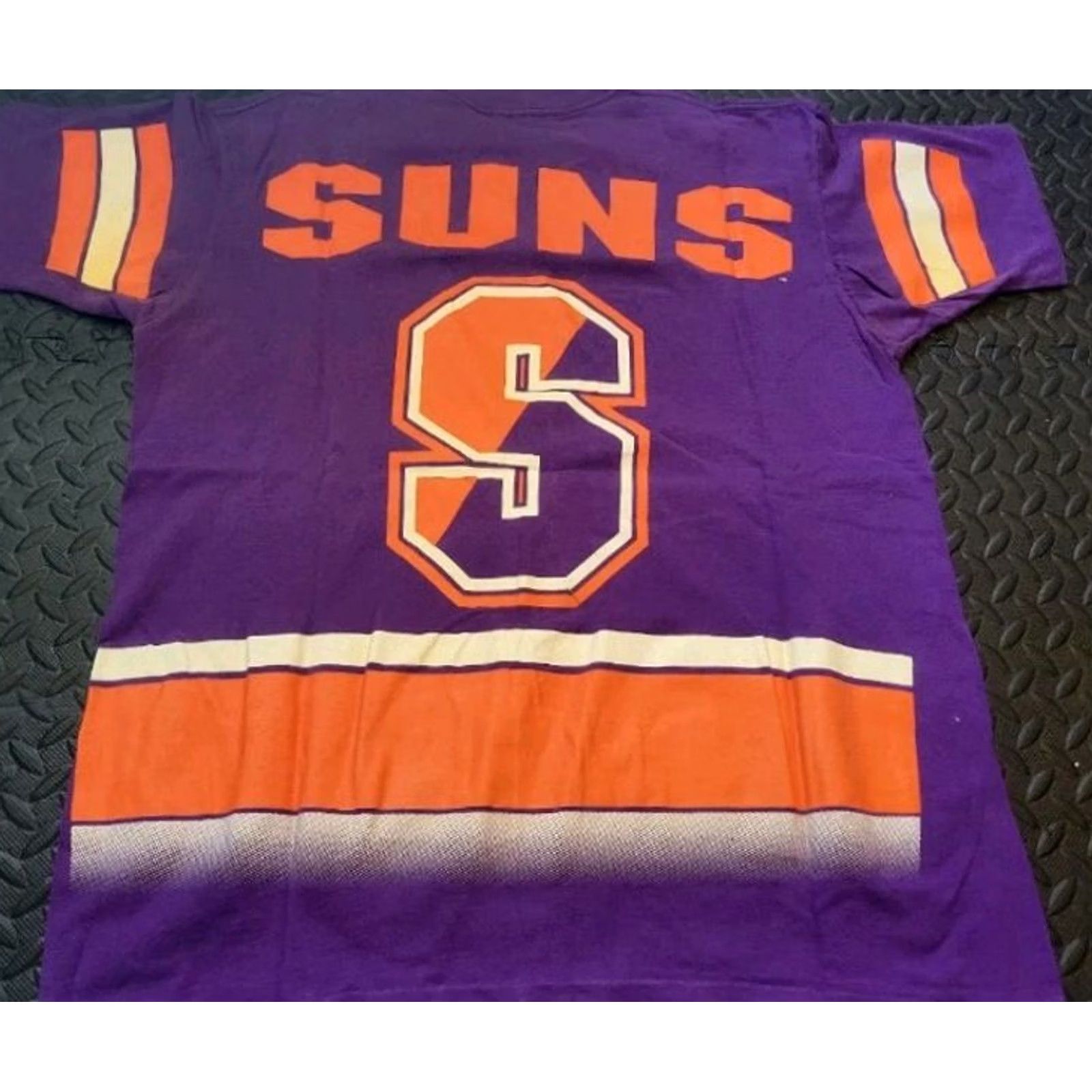 Vintage VINTAGE 90s Phoenix Suns Salem Sportswear Graphic T Shirt Large Mens Purple L Size US L / EU 52-54 / 3 - 2 Thumbnail