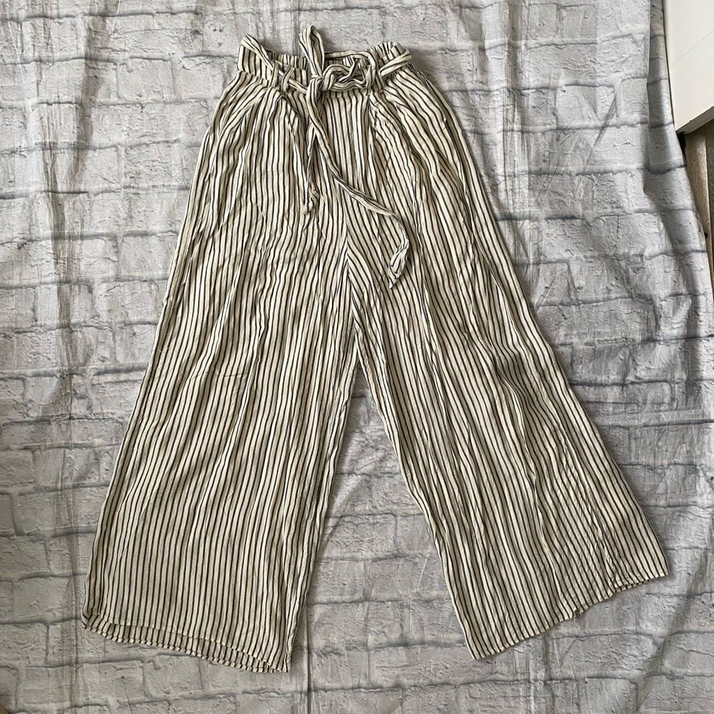 American Eagle Outfitters American Eagle women XS wide leg fully lined striped high wa Size 26" / US 2 / IT 38 - 1 Thumbnail