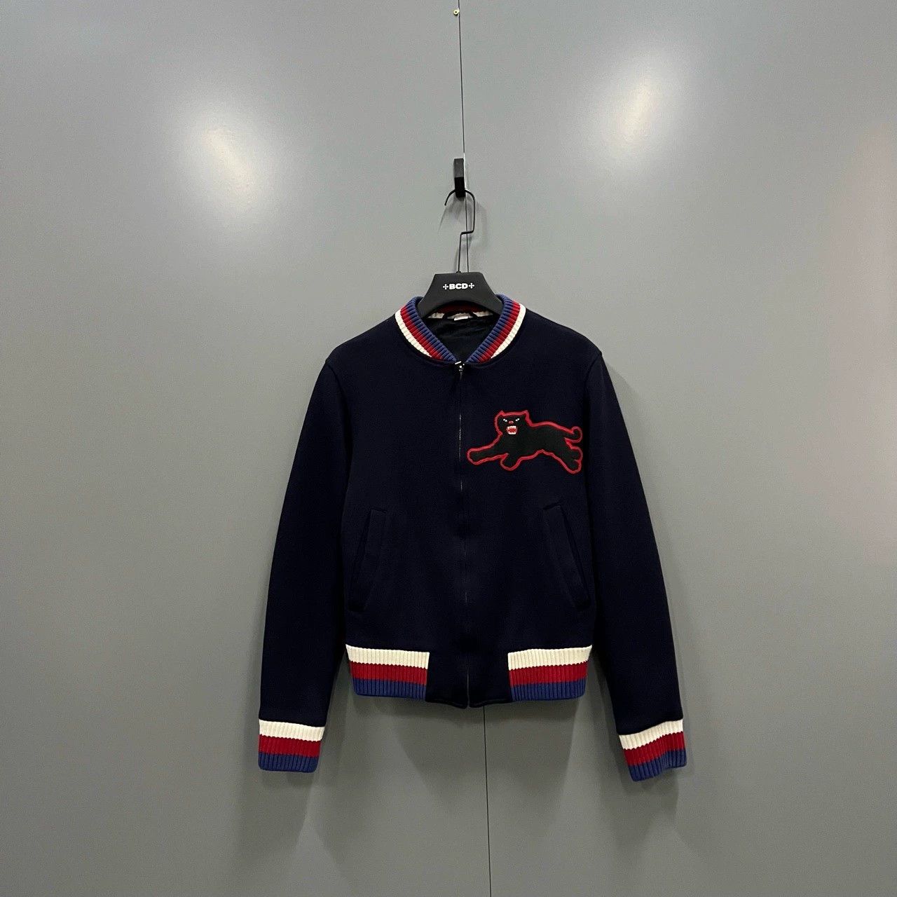 Gucci gucci black panther baseball jacket size 46 Size US S / EU 44-46 / 1 - 1 Thumbnail
