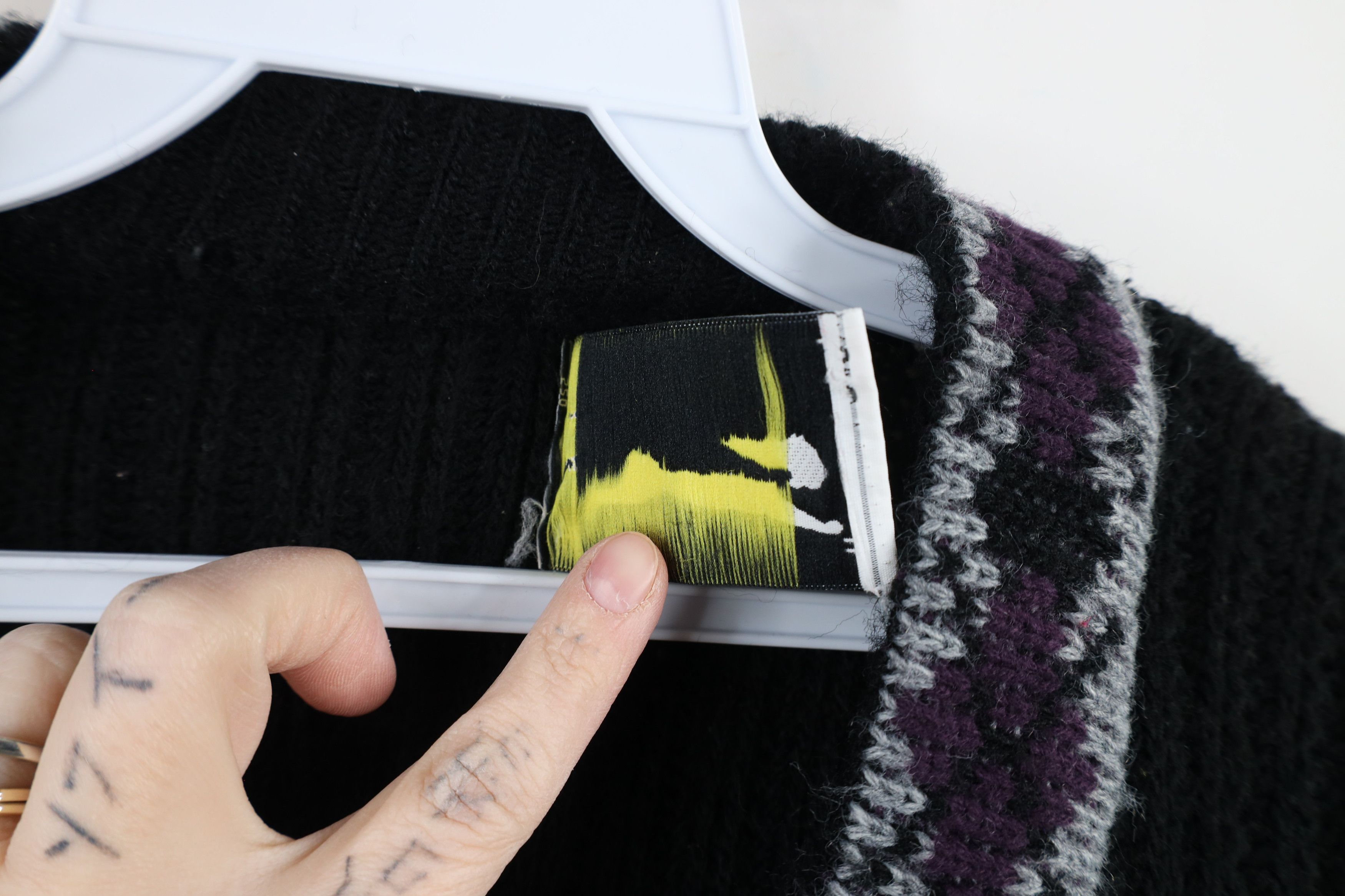 Vintage Vintage 80s 90s Dapper Ribbed Knit V-Neck Sweater USA Size US M / EU 48-50 / 2 - 5 Thumbnail