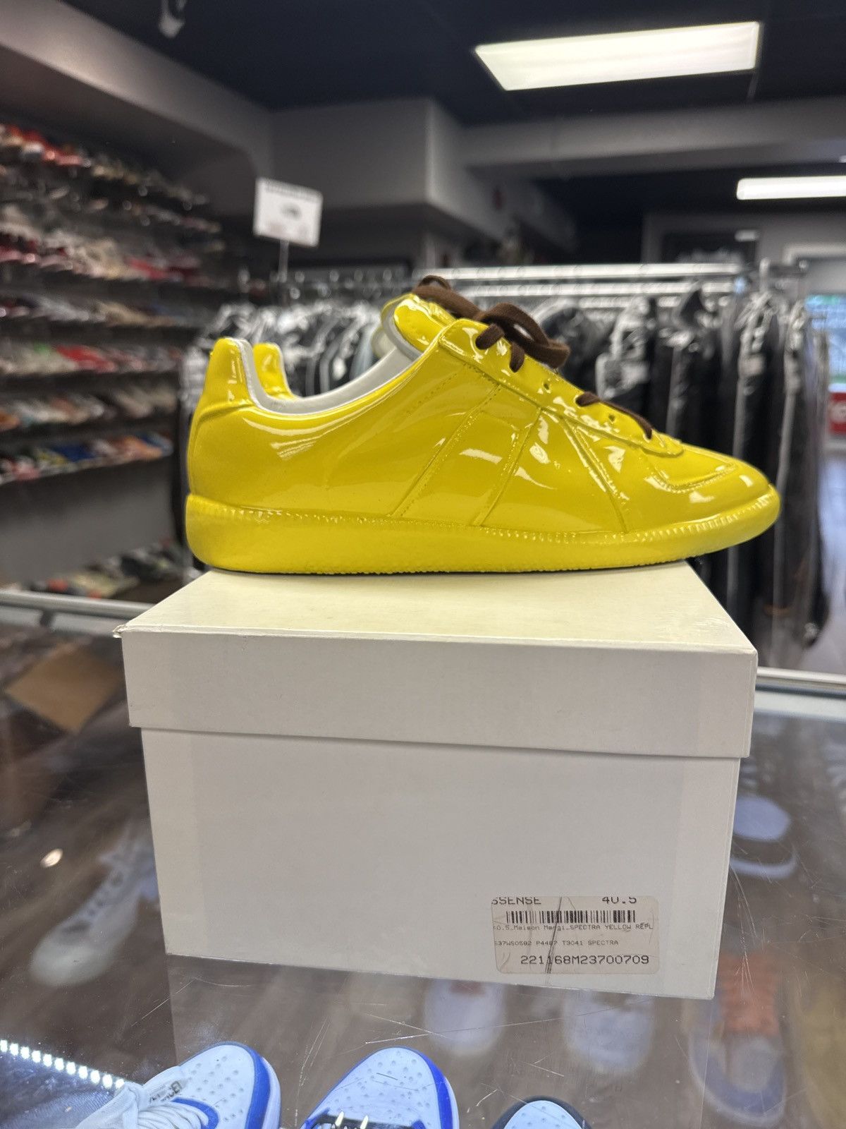 Maison Margiela Maison margiela spectra yellow replica size 40.5 Size US 7.5 / EU 40-41 - 1 Thumbnail