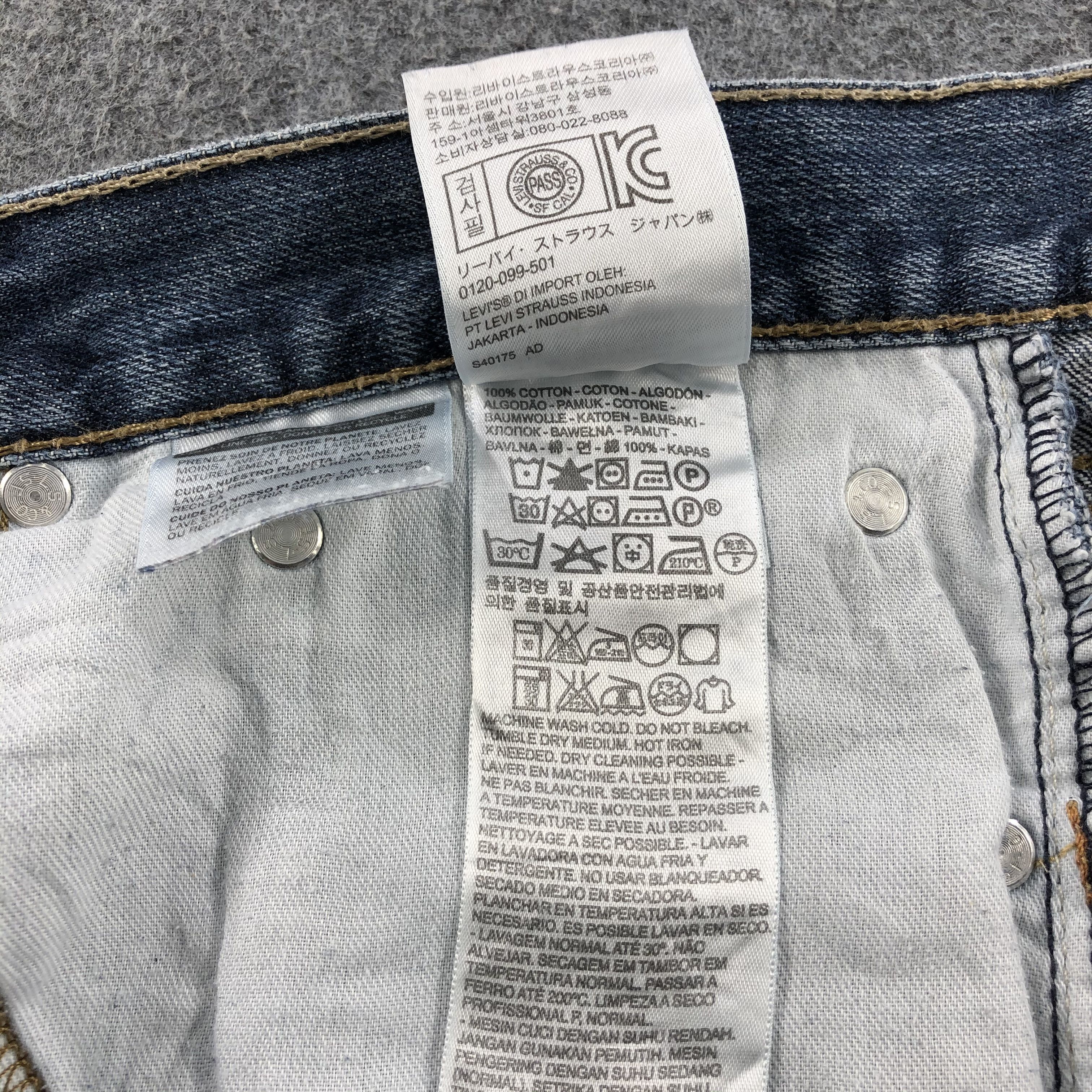 Levi's × Vintage Vintage Blue Wash Levis 514 Jeans-JM1783 Size US 35 - 11 Thumbnail