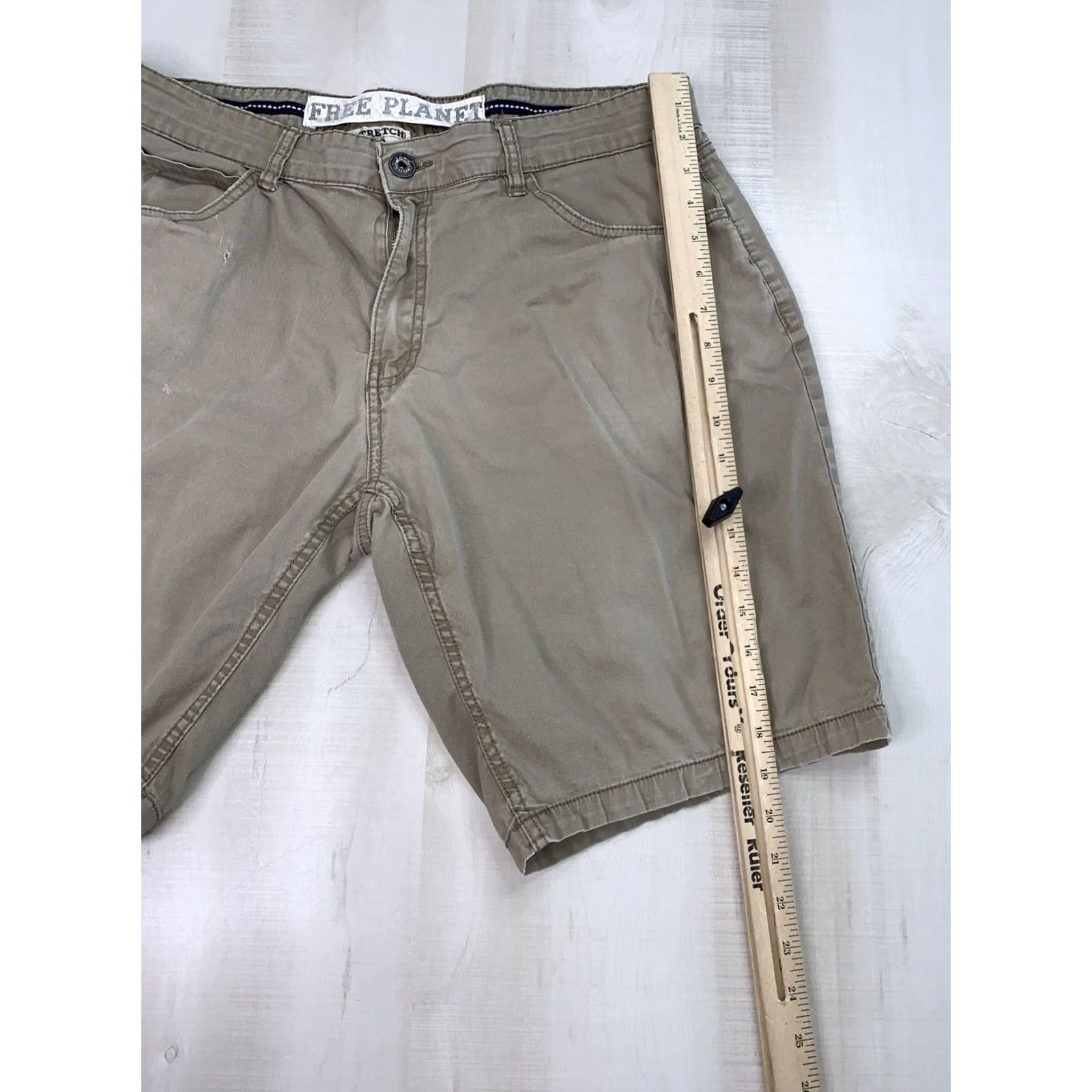 Vintage VINTAGE Free Planet Bermuda Shorts Mens 36 Beige Distressed 90s Size US 36 / EU 52 - 4 Thumbnail