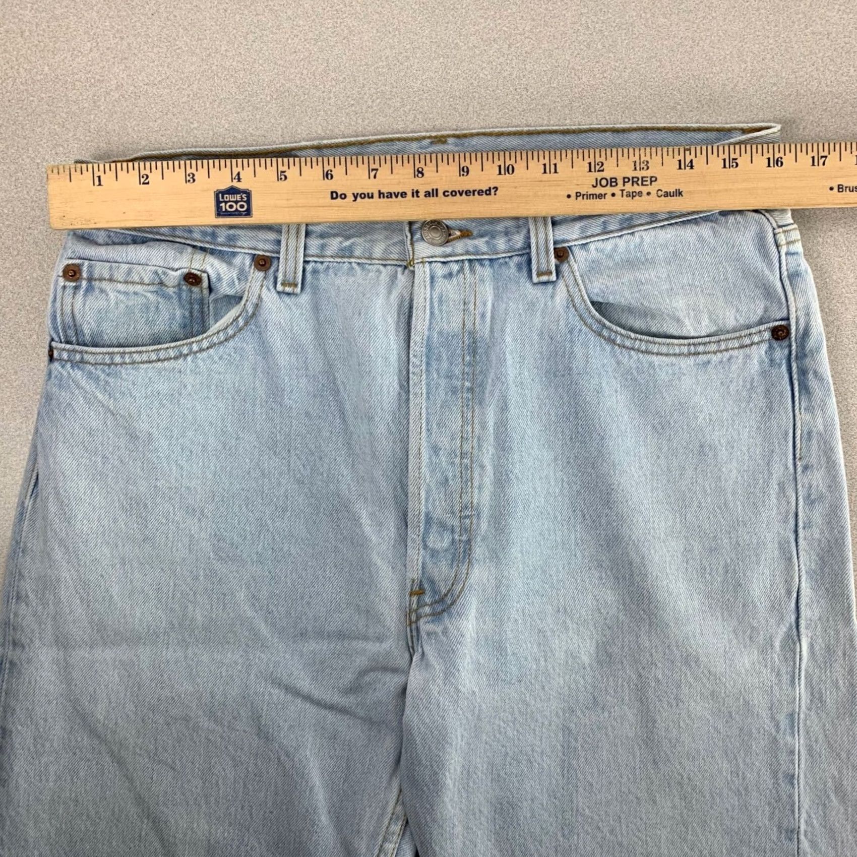 Levi's VINTAGE Levi's 501 Jeans Mens 34x32 Light Blue Button Fly 90s Straight Denim USA Made Size US 32 / EU 48 - 7 Thumbnail