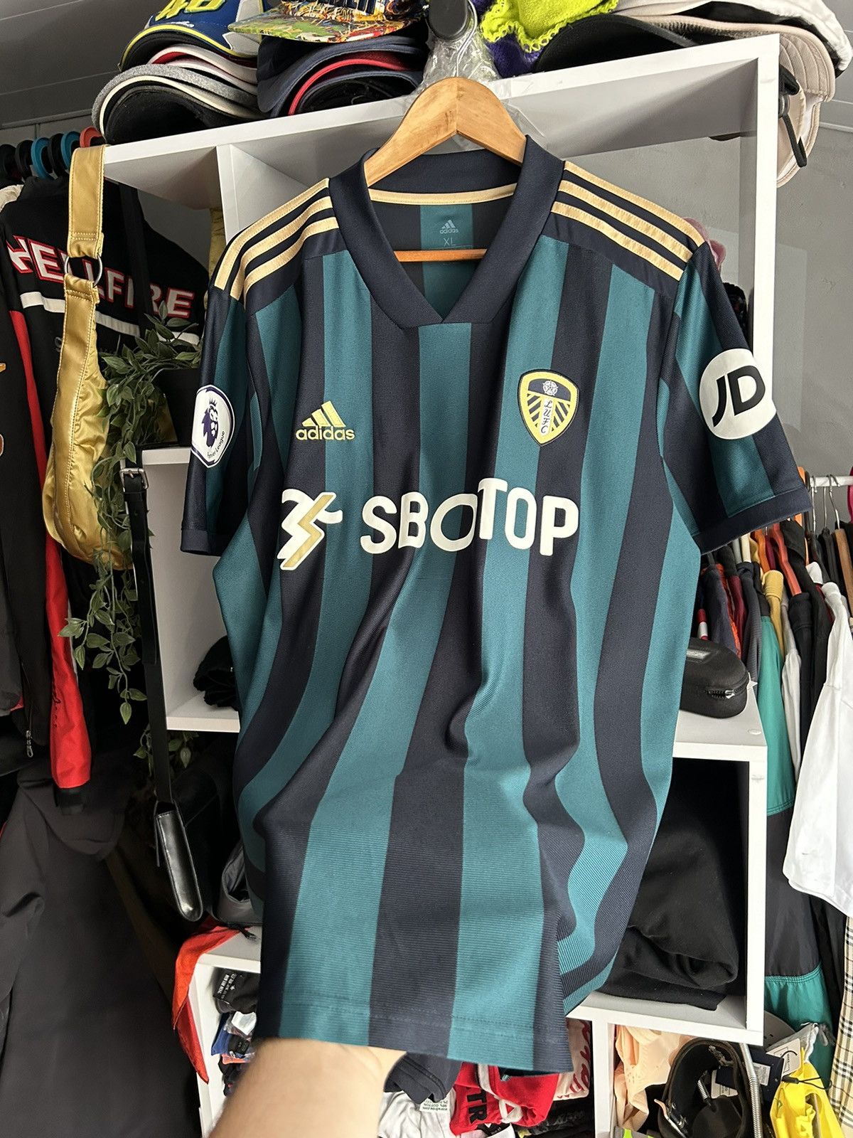 Adidas Leeds United 2021/22 away Adidas jersey Size US XL / EU 56 / 4 - 3 Thumbnail