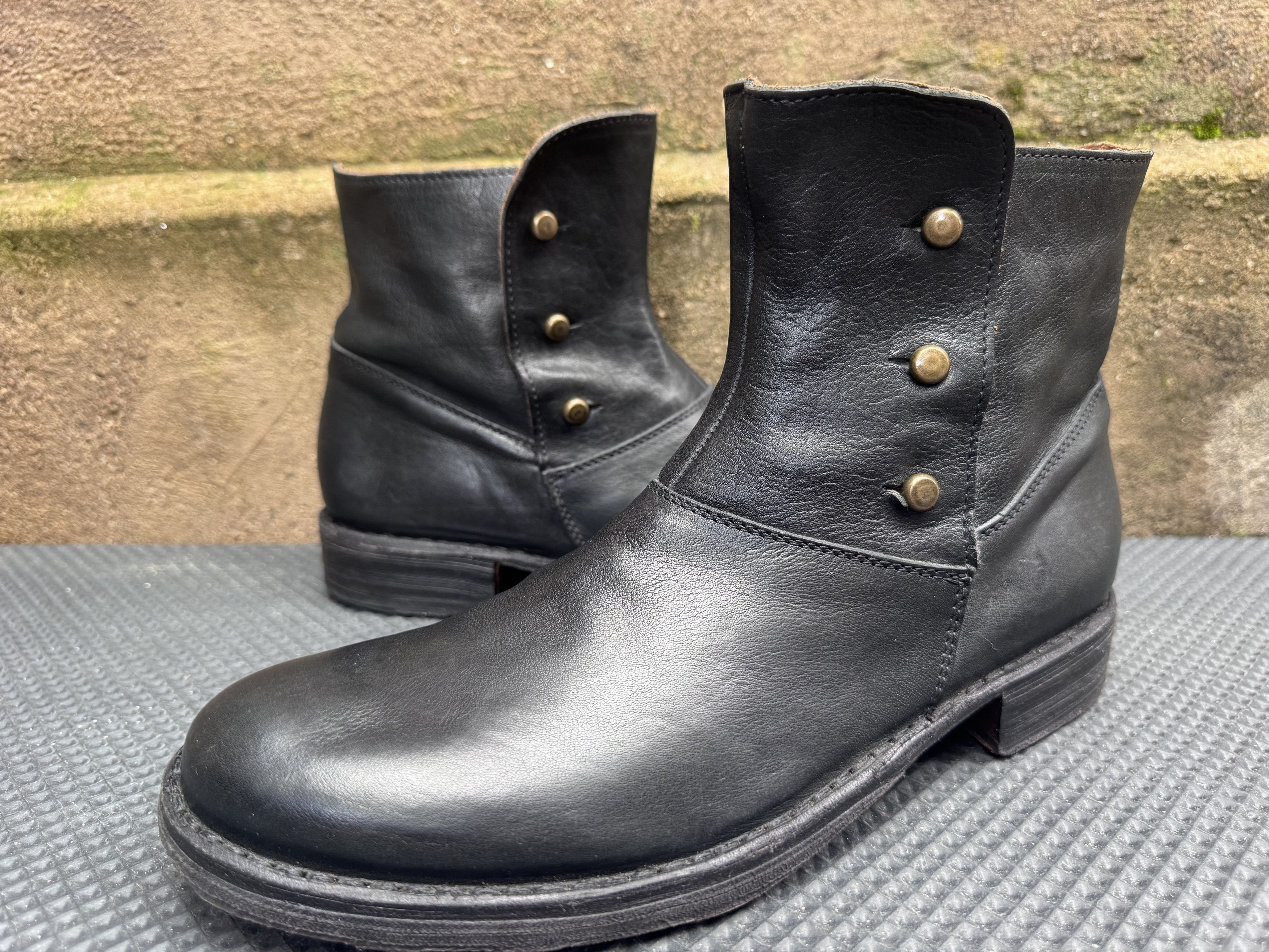 Fiorentini + Baker Fiorentini + Baker Ankle Women's Leather Button Gothic Size US 9 / IT 39 - 1 Thumbnail