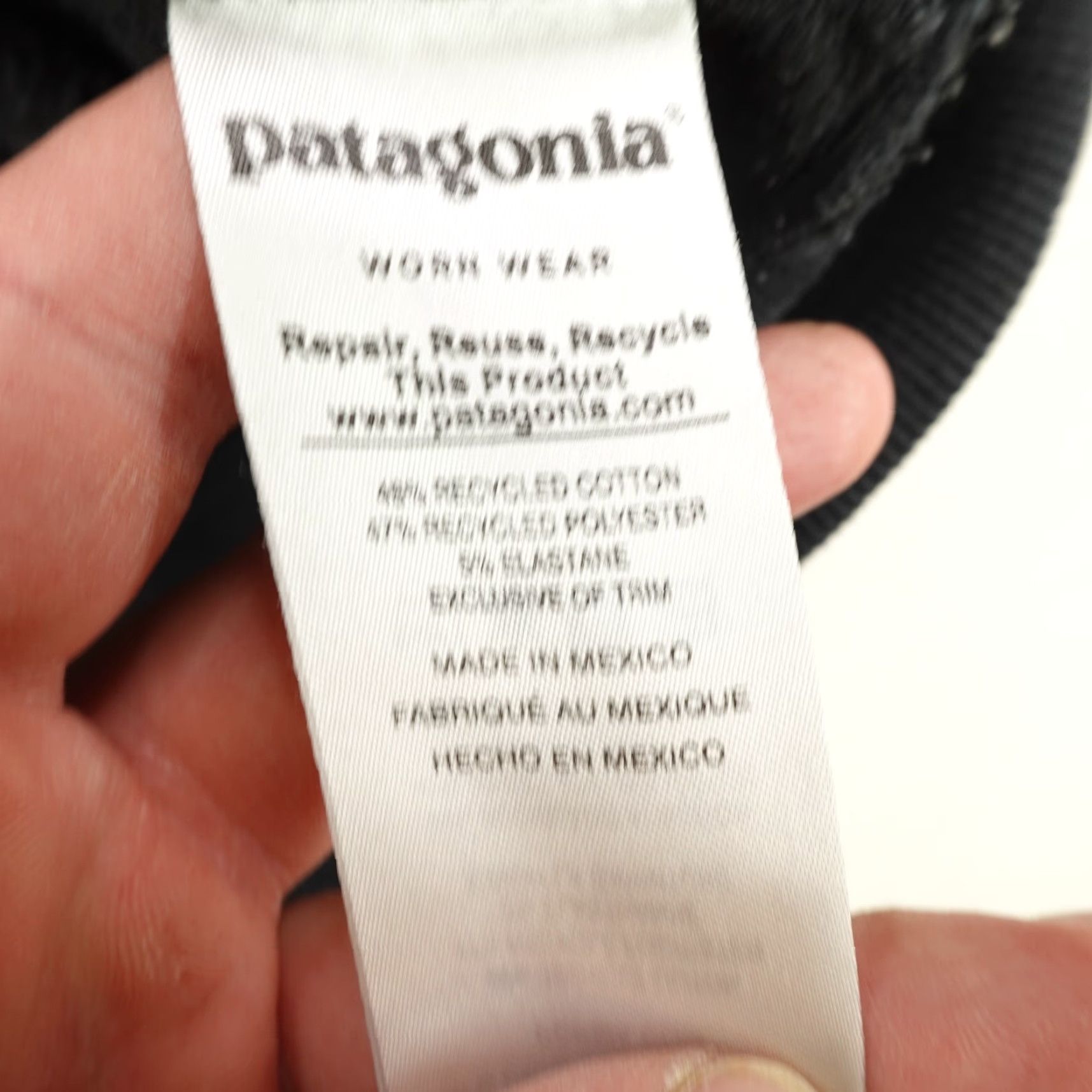 Patagonia Patagonia Hoodie Mens Large Black P-6 Uprisal Hoodie Pullover Sweater Sweatshirt Size US L / EU 52-54 / 3 - 7 Thumbnail