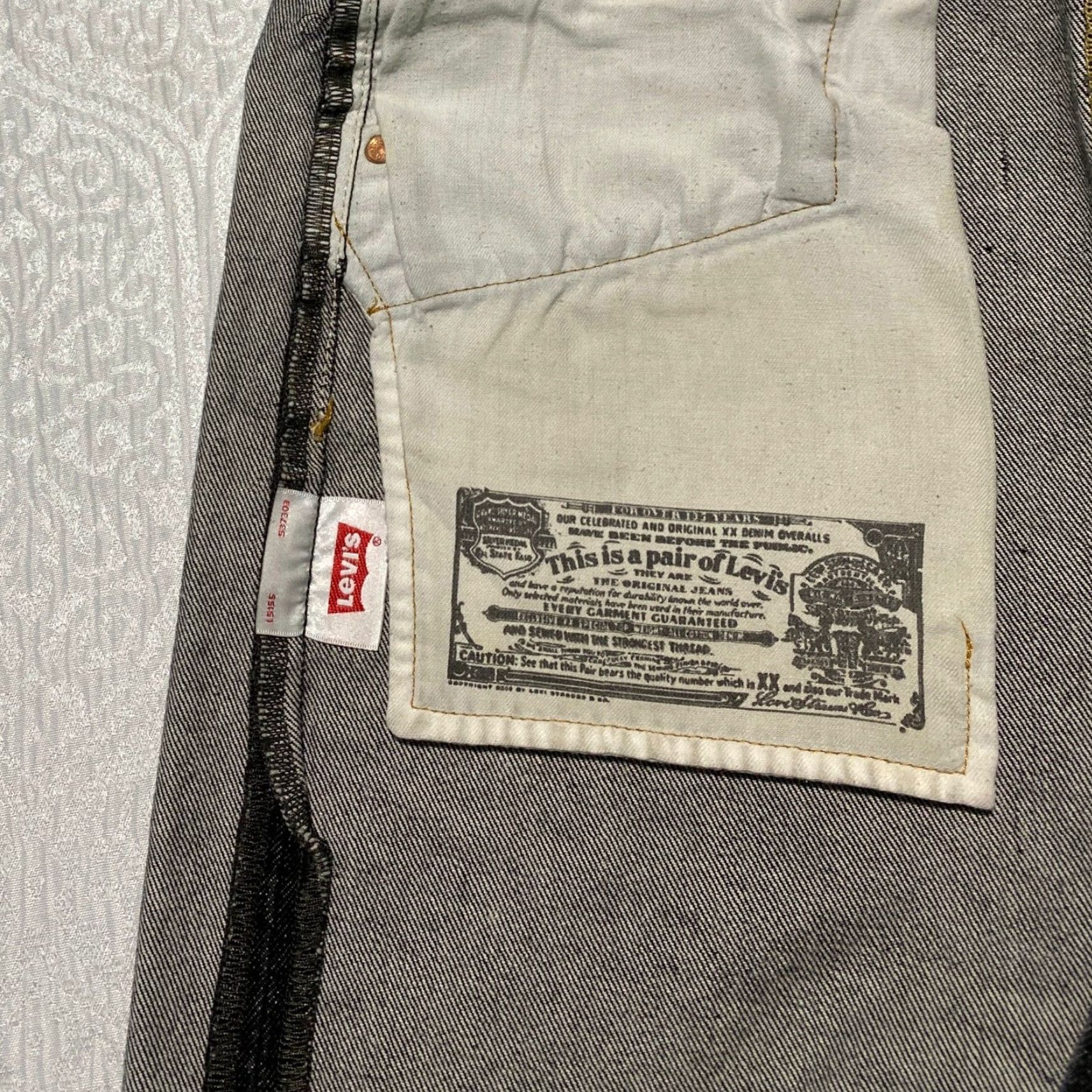 Levi's VINTAGE Levi's 501 Original Fit Black Denim Jeans Button Fly Men 38x30 Size US 38 / EU 54 - 3 Thumbnail