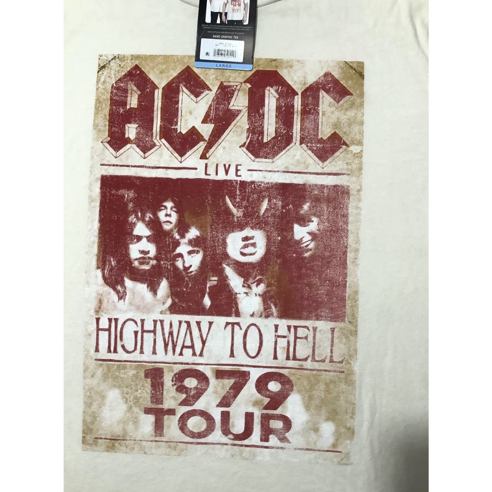 Vintage AC/DC Highway To Hell Shirt Mens Large White 1979 Tour Band Graphic Vintage Style Shirt Mens Large White 1979 Tour Graphic Print AC/DC Size US L / EU 52-54 / 3 - 2 Thumbnail