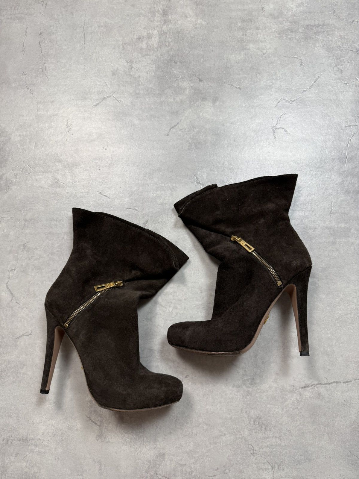 Prada Prada Luxury Heels Size US 7.5 / IT 37.5 - 4 Thumbnail