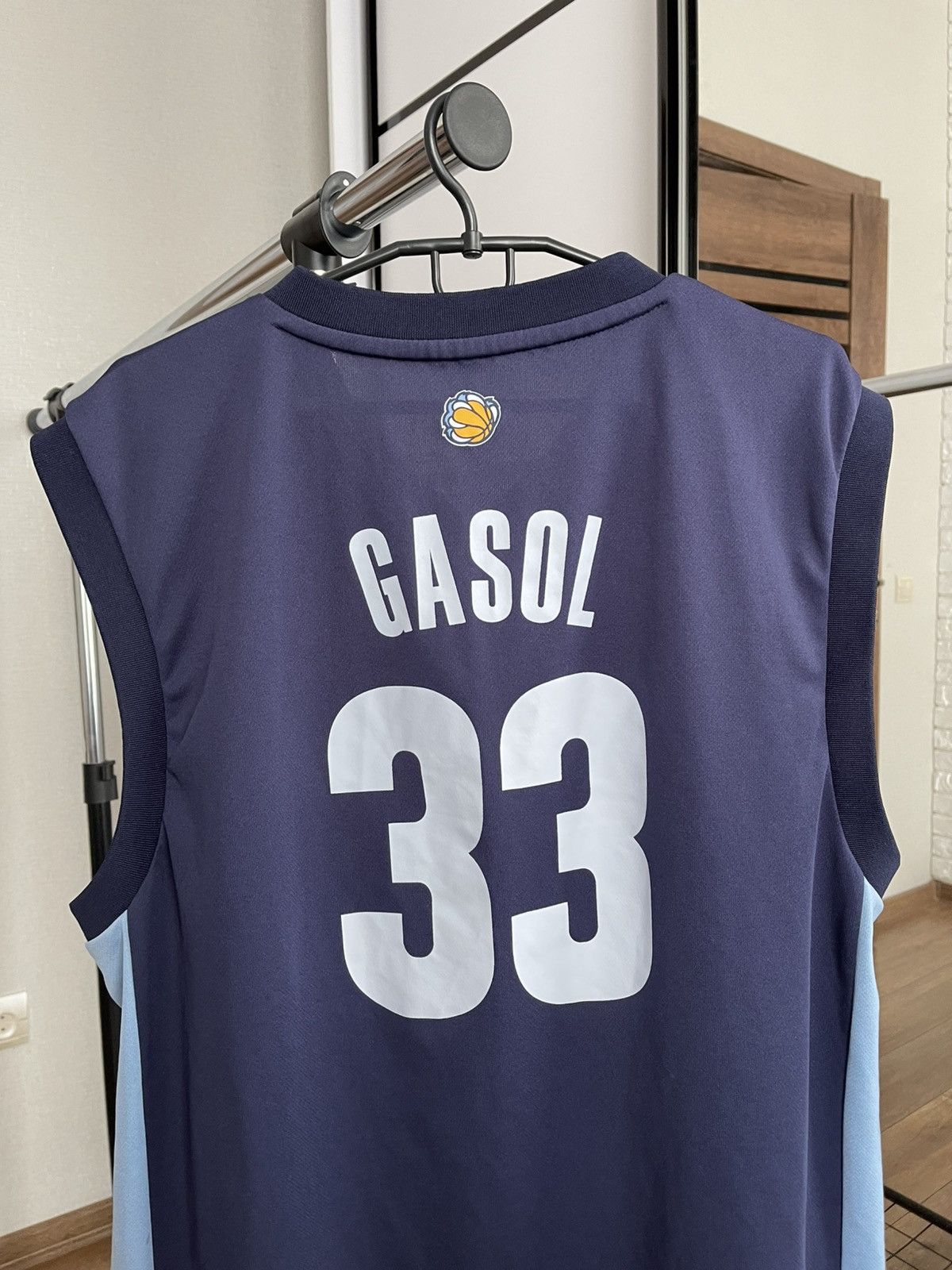NBA Adidas Memphis Grizzlies Gasol Vintage NBA Jersey T-Shirt Size US L / EU 52-54 / 3 - 7 Thumbnail