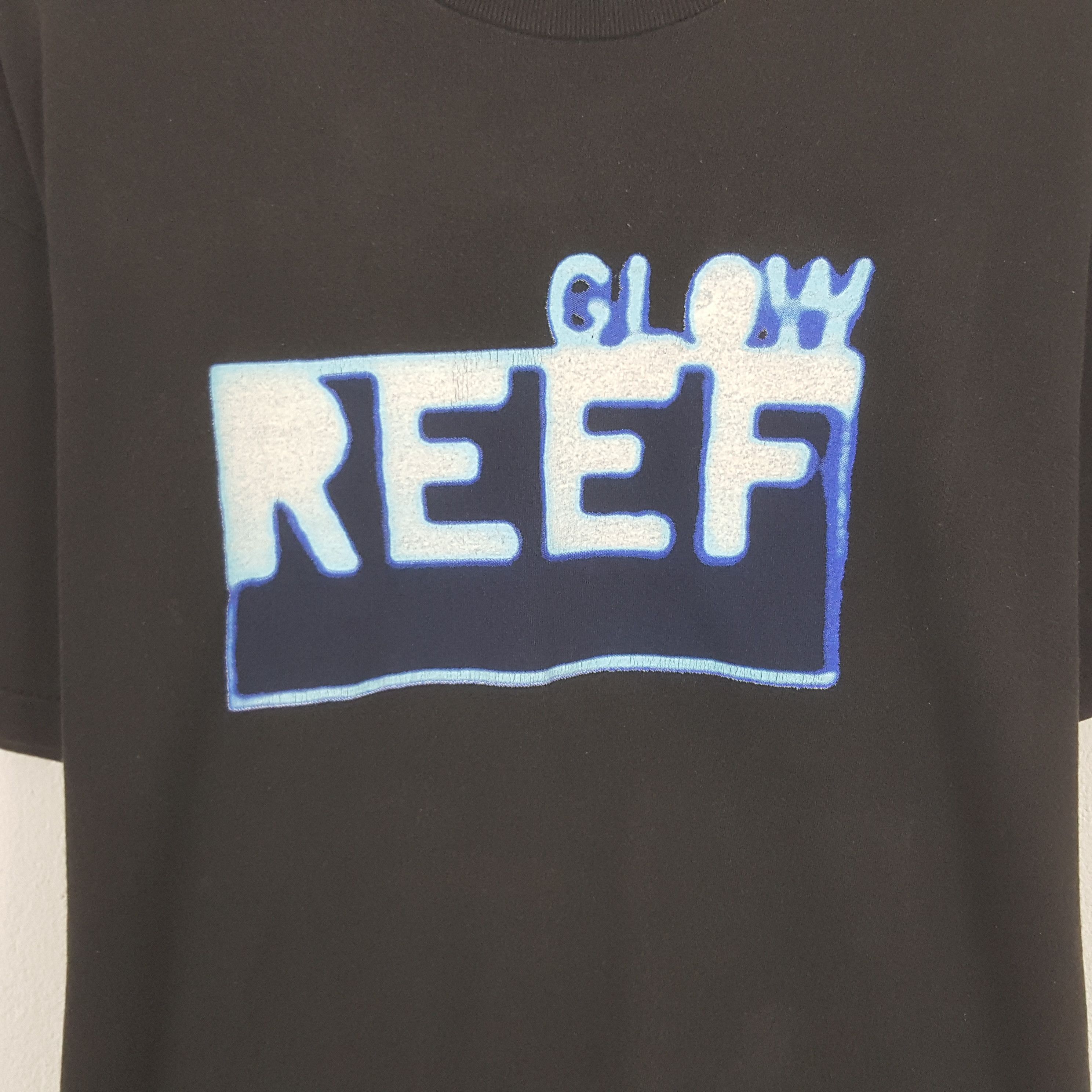 Band Tees Vintage Reef Glow Rock Band Tshirt Size US XL / EU 56 / 4 - 2 Thumbnail